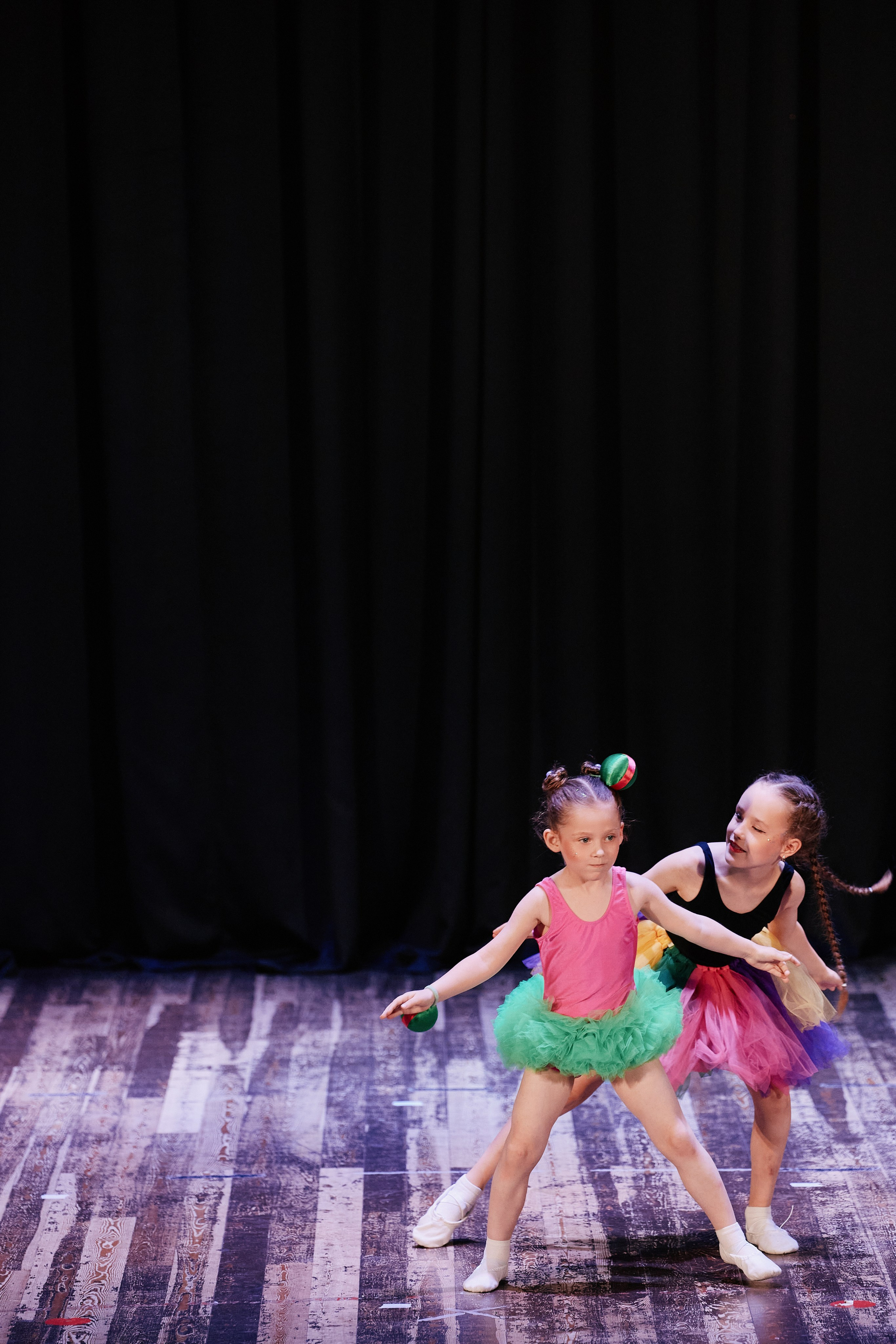 Концерт танцевальной студии Фиеста 08.06. Свадебный репортажный фотограф краснодар максим дремов дрёмов фотосессия студия цена