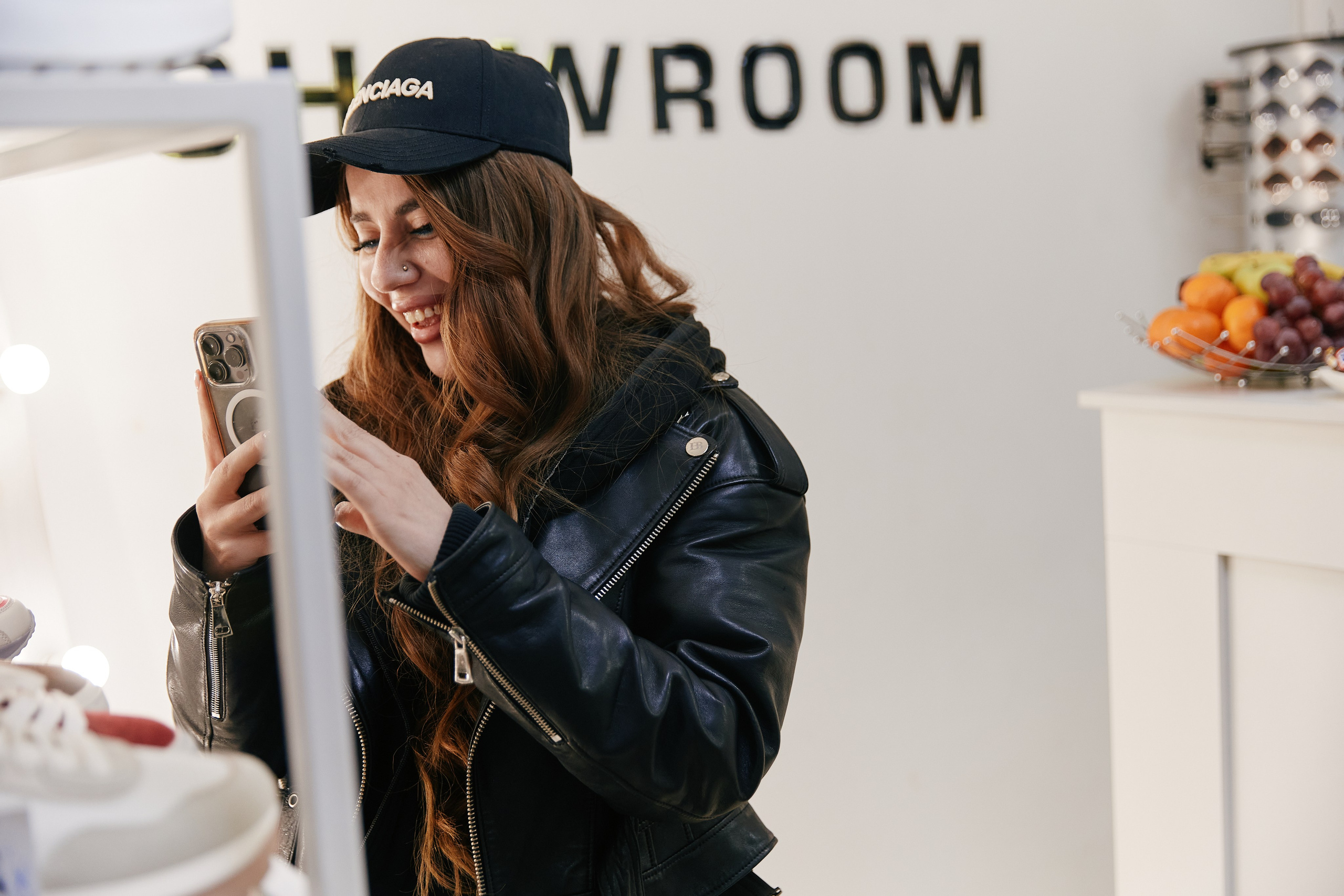 Один день с блогерами в DressCode SHOWROOM 16.04. Свадебный репортажный фотограф краснодар максим дремов дрёмов фотосессия студия цена