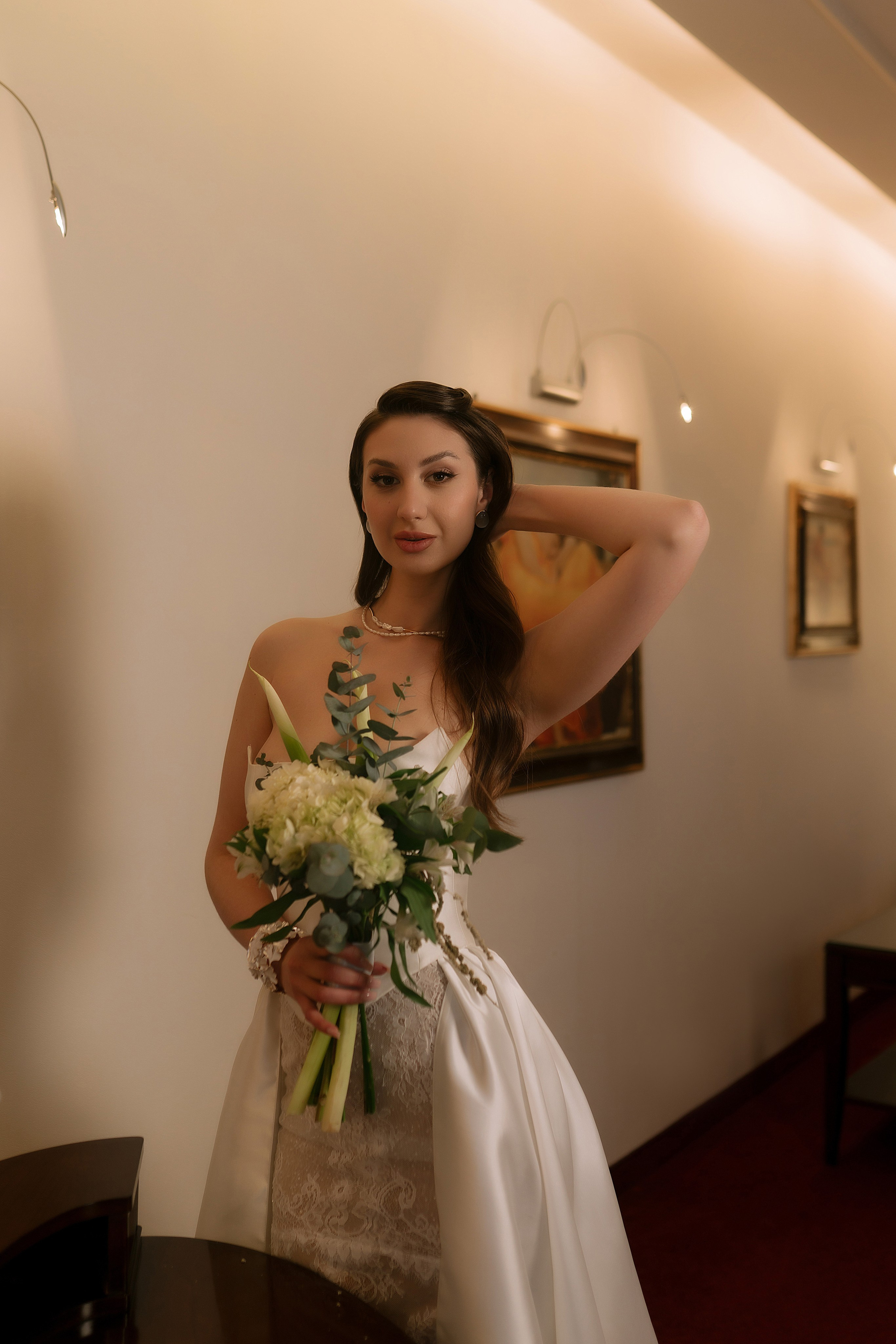 Утро жениха и невесты | Арина и Игорь в отеле Арт-бутик в Воронеже. Фотограф Карина Шмулёва. Воронеж и область