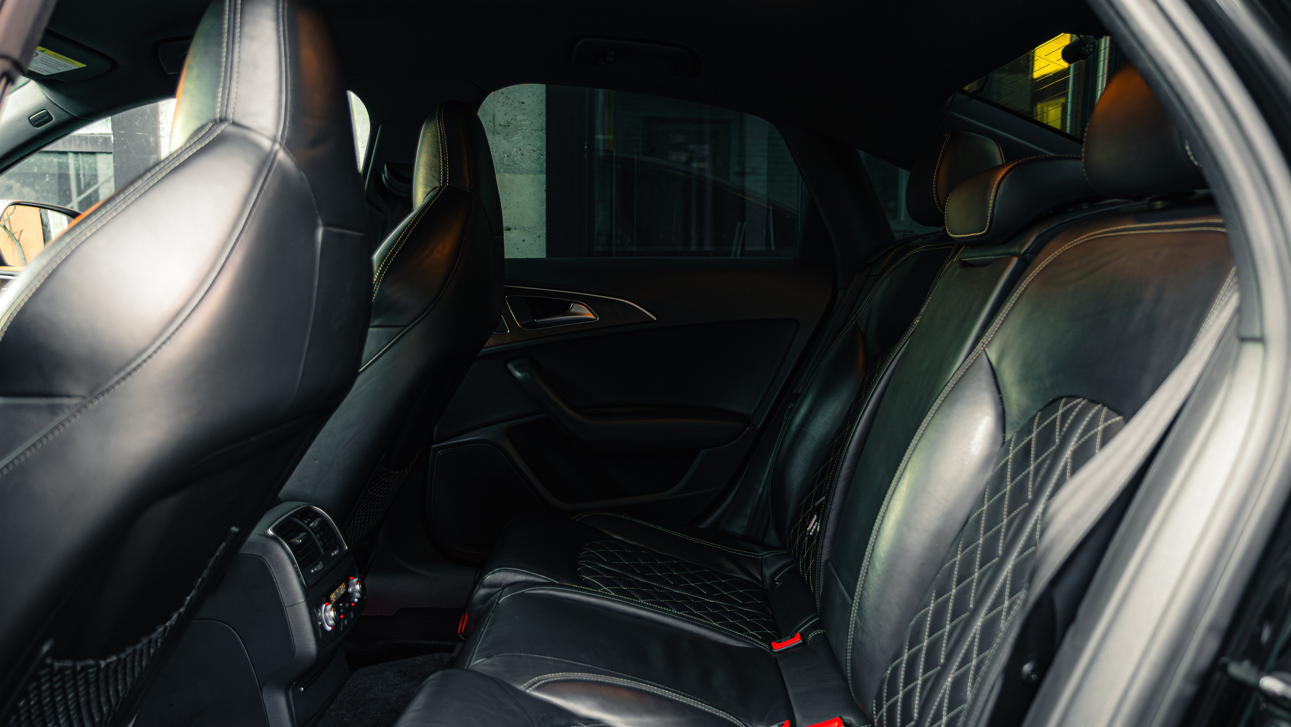 Audi a6. Valya Fleks