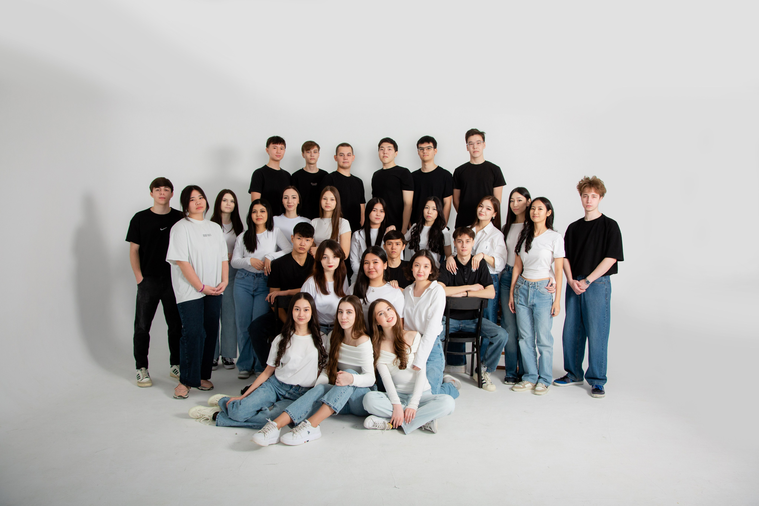 Фото работы. XPLACEMEDIA — Виньетки в Актобе. Выпускные альбомы в Актобе