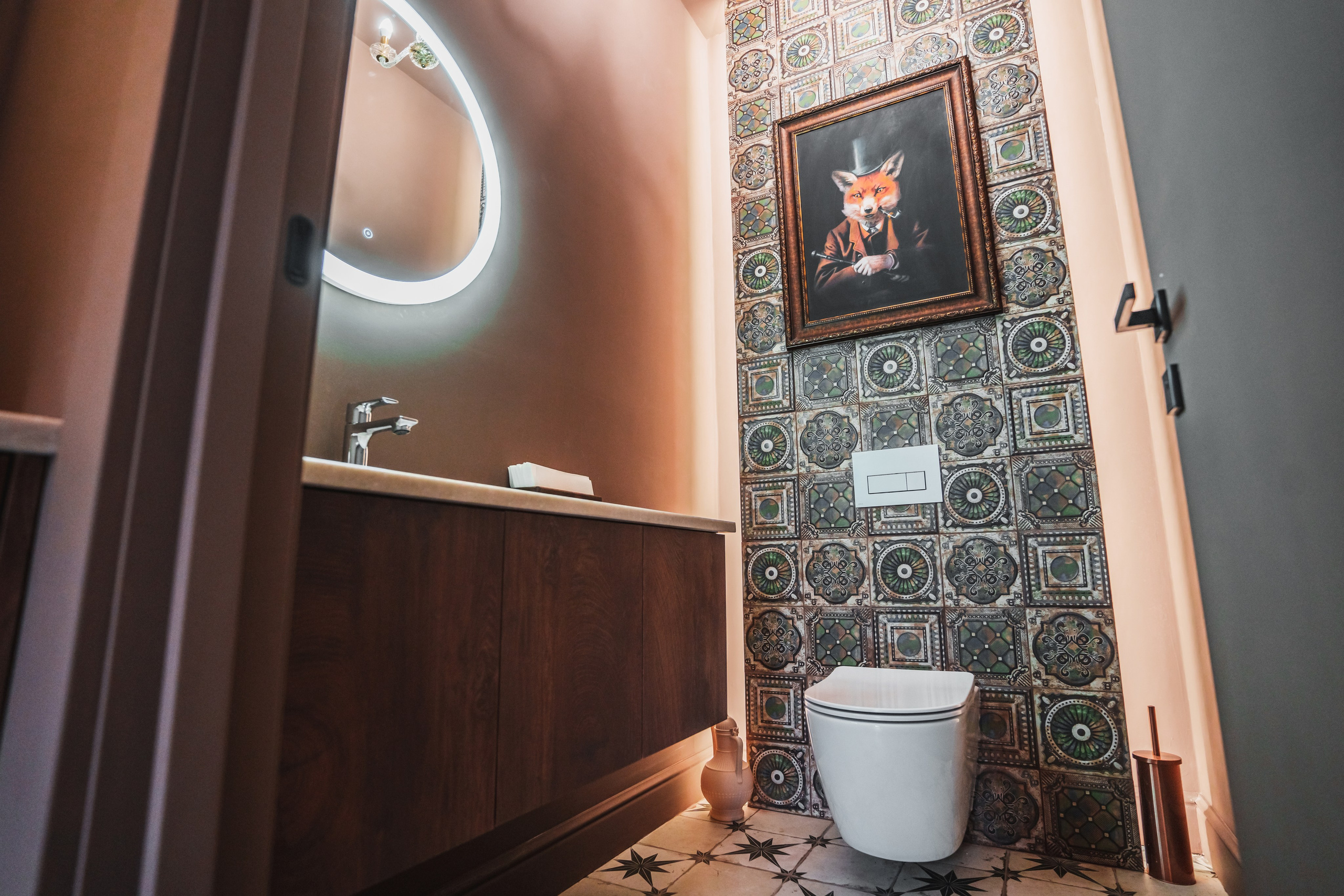 Кафе «Лисы, спички, два стола». Фотограф Казань