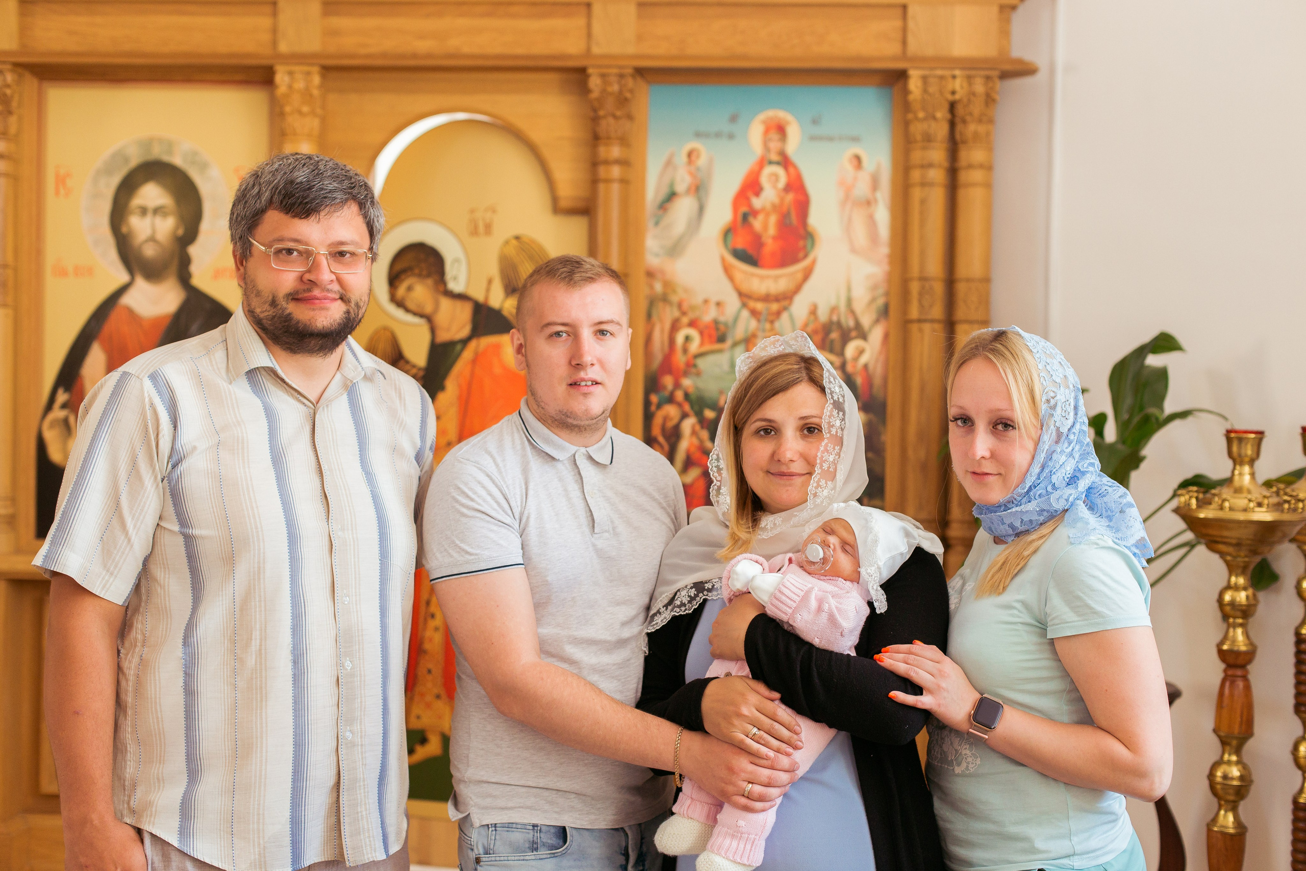 Крещение Ульяны. Успенская церковь. Фотограф новорожденных и детский в Сергиевом Посаде Кругликова Юлия