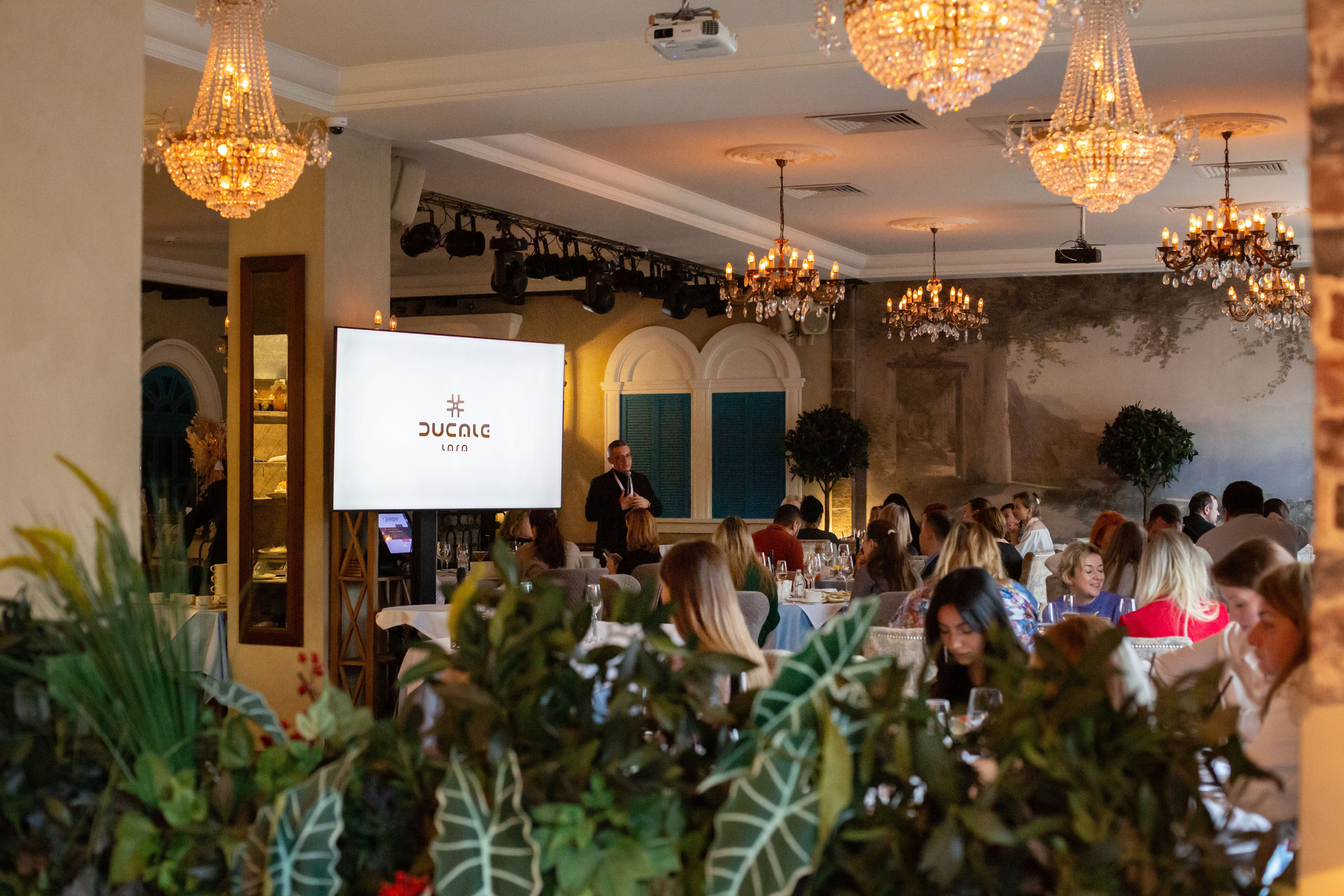 Москва бизнес завтрак ресторан La Provincia. Семейный и детский фотограф Анна Петракова