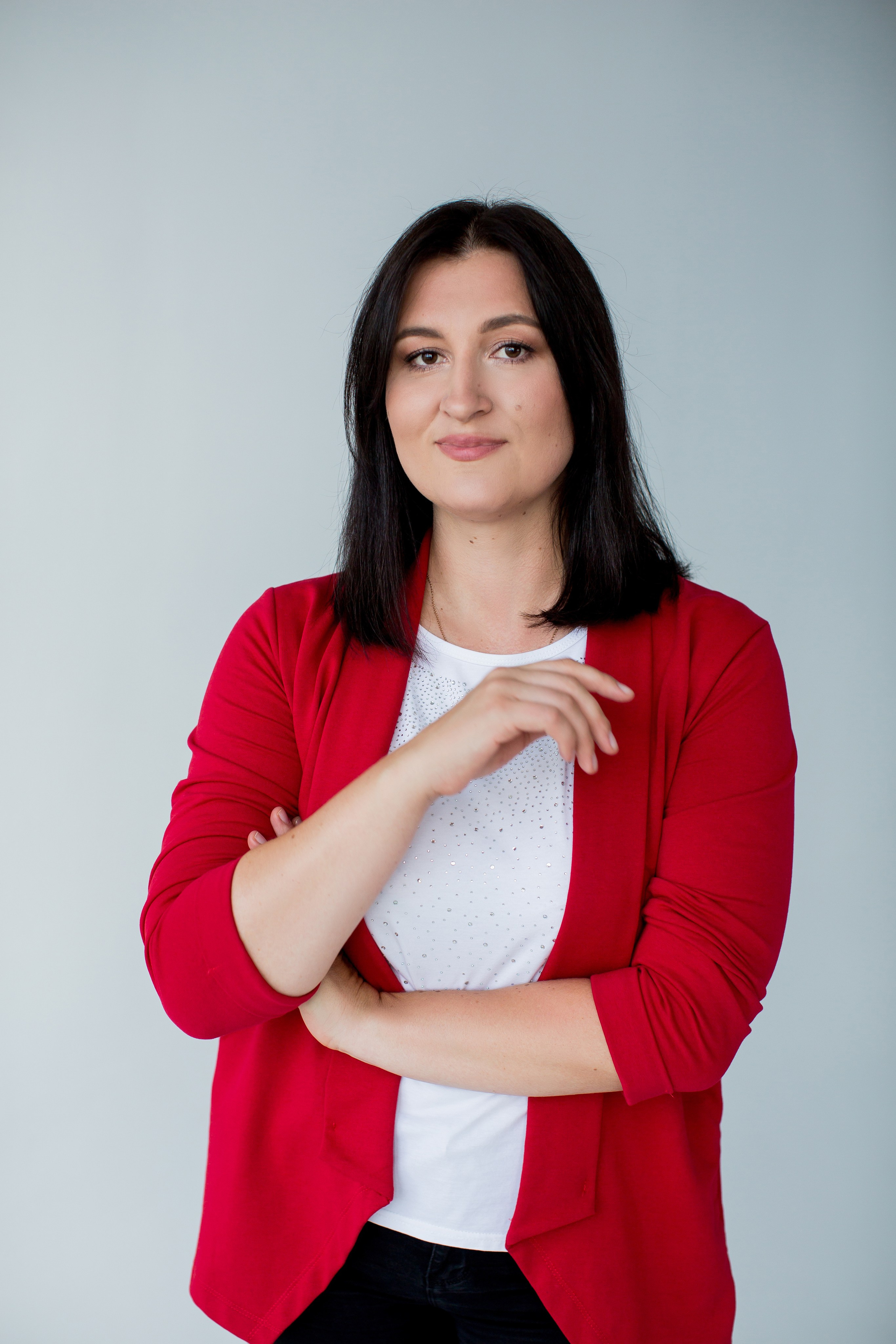 Контент съёмка для эксперта по электродепиляции. Портретный фотограф в Красноярске Акифьева Евгения