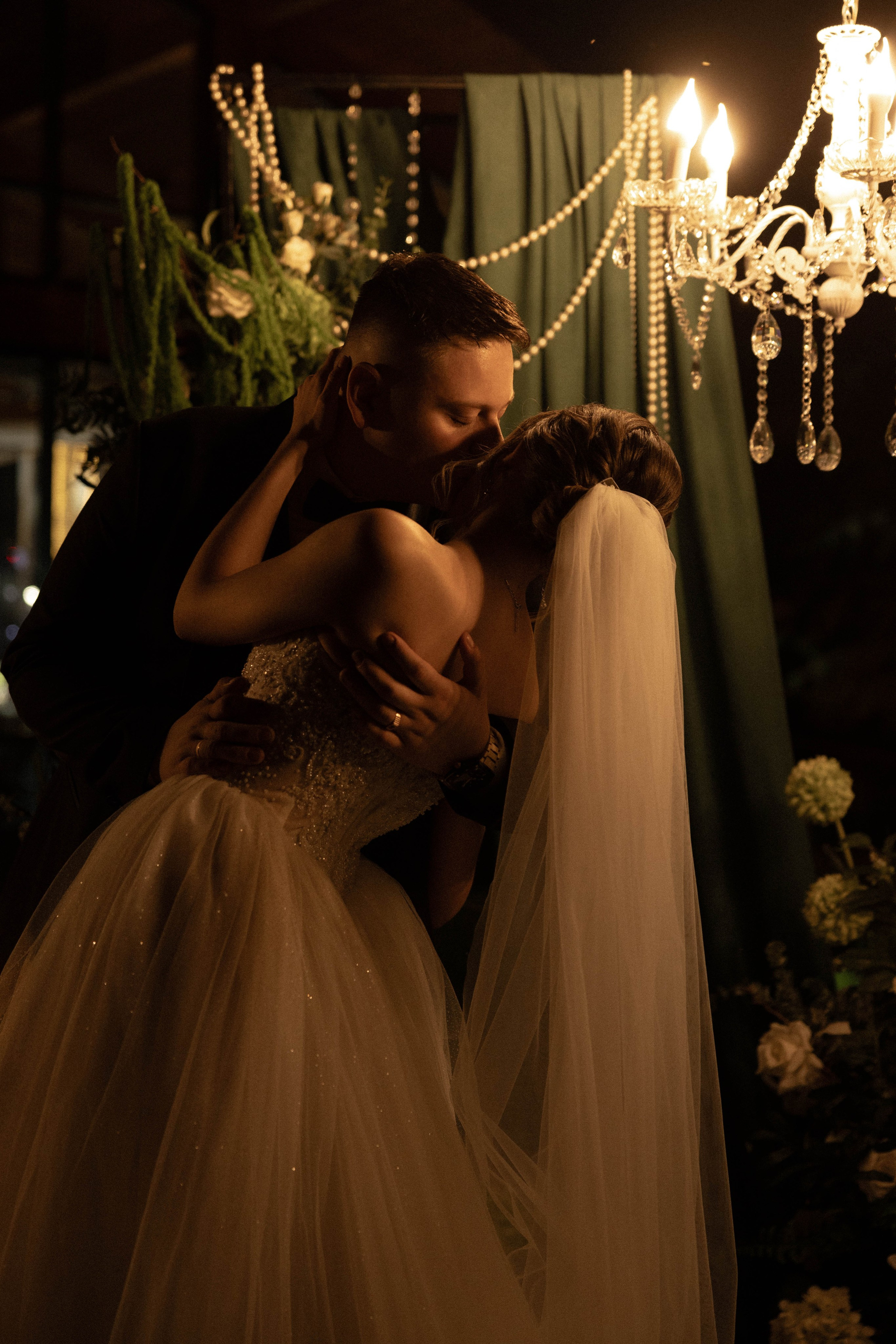 Свадебная история. Лесной Виладж. Свадебный и семейный фотограф Рассказова Виктория