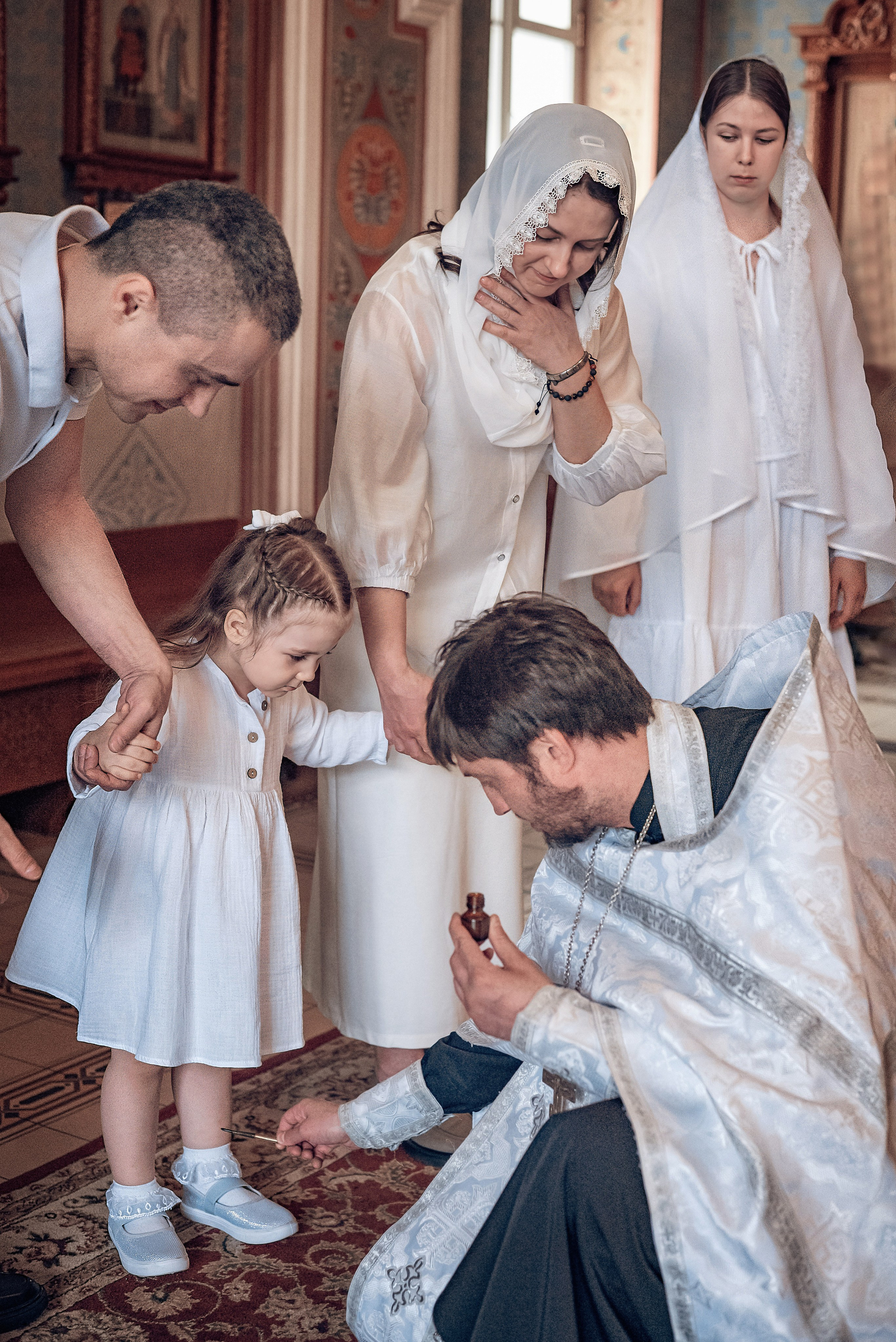 Крещение Авроры в храме Иоанна Предтечи. Фотографы крещения/венчания  Красноярск Татьяна и Вячеслав Переваловы