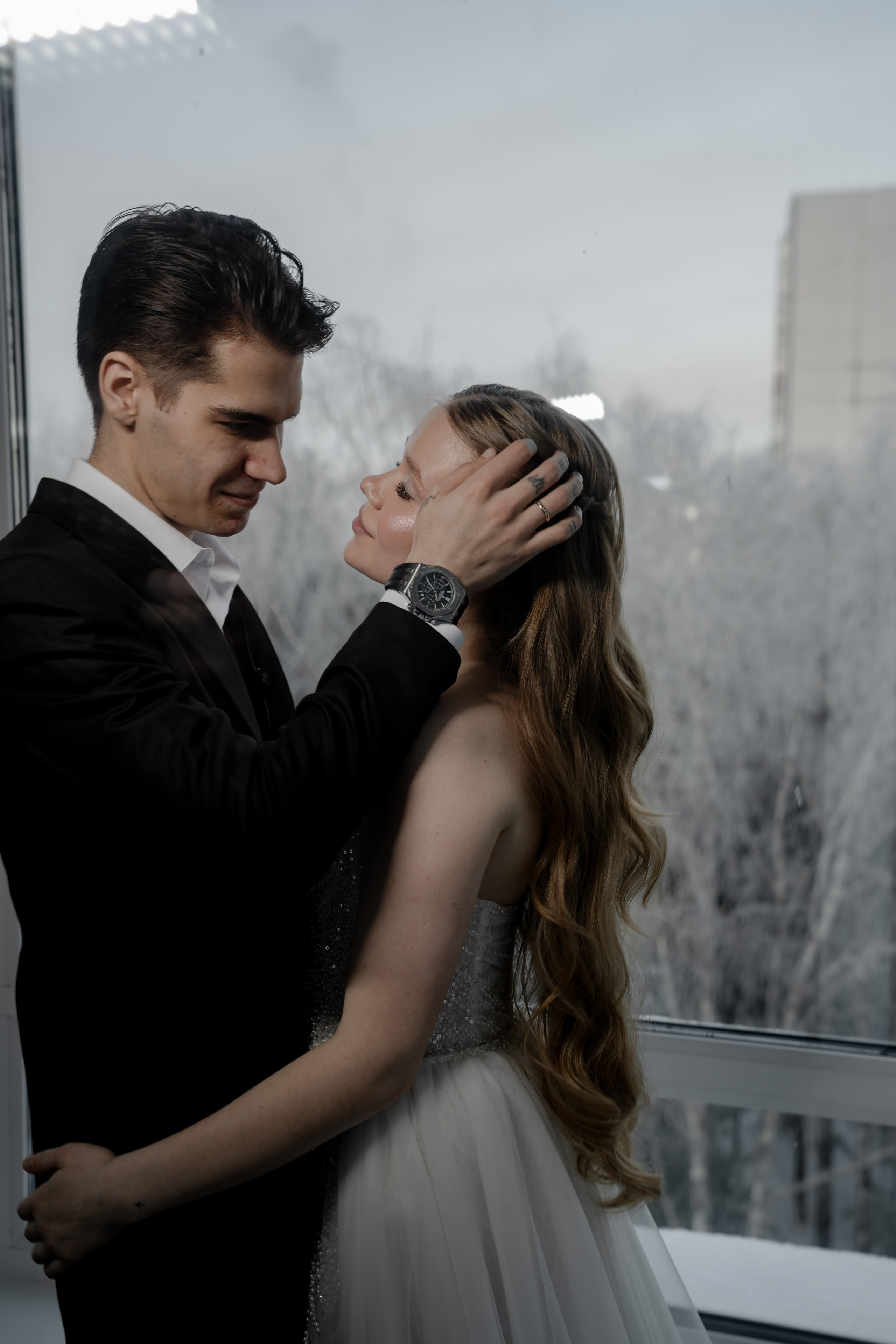 СВАДЕБНАЯ СЬЕМКА СБОРОВ В ОТЕЛЕ И ВЫЕЗД НА ЦЕРЕМОНИЮ (СНЯТО В СИБИРЕ В НИЖНЕВАРТОВСКЕ)М. Профессиональный фотограф, Санкт-Петербург — Виктория Богомолова