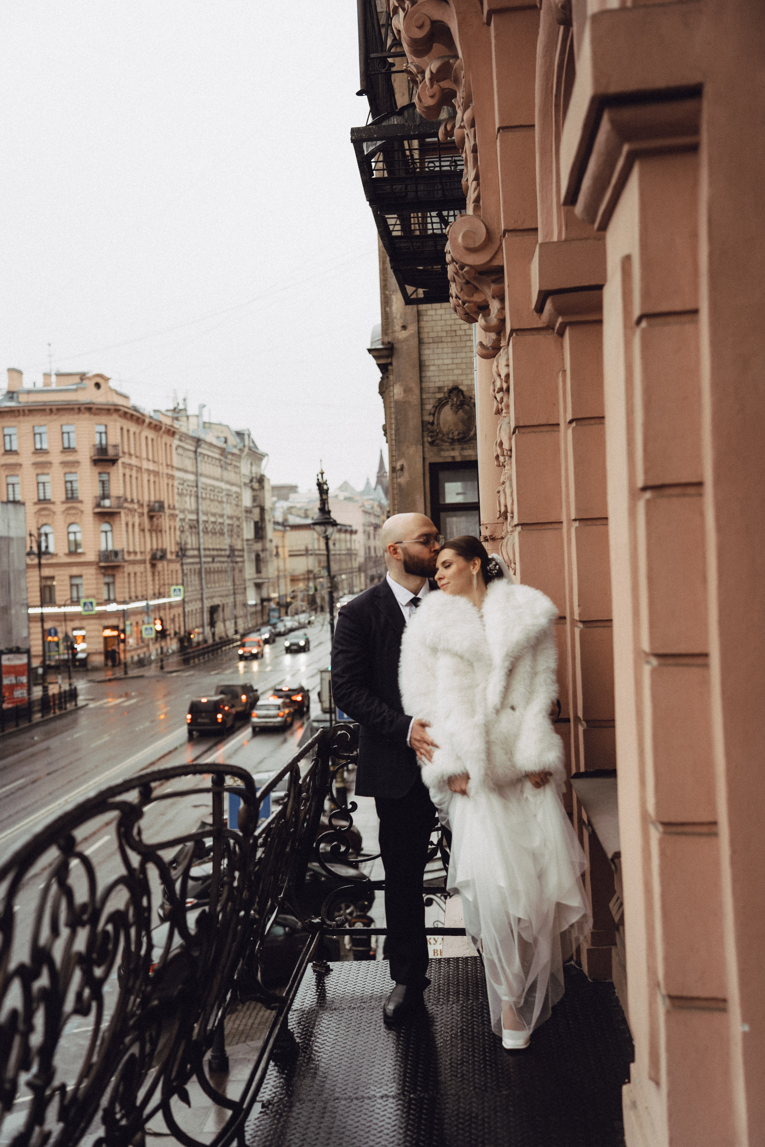 СВАДЕБНАЯ СЬЕМКА ВО ВТОРОМ ДВОРЦЕ (ДЕКАБРЬ) ТАКЖЕ СЬЕМКА В СТУДИИ НА ЧЕРНЫШЕВСКОЙ. Профессиональный фотограф, Санкт-Петербург — Виктория Богомолова