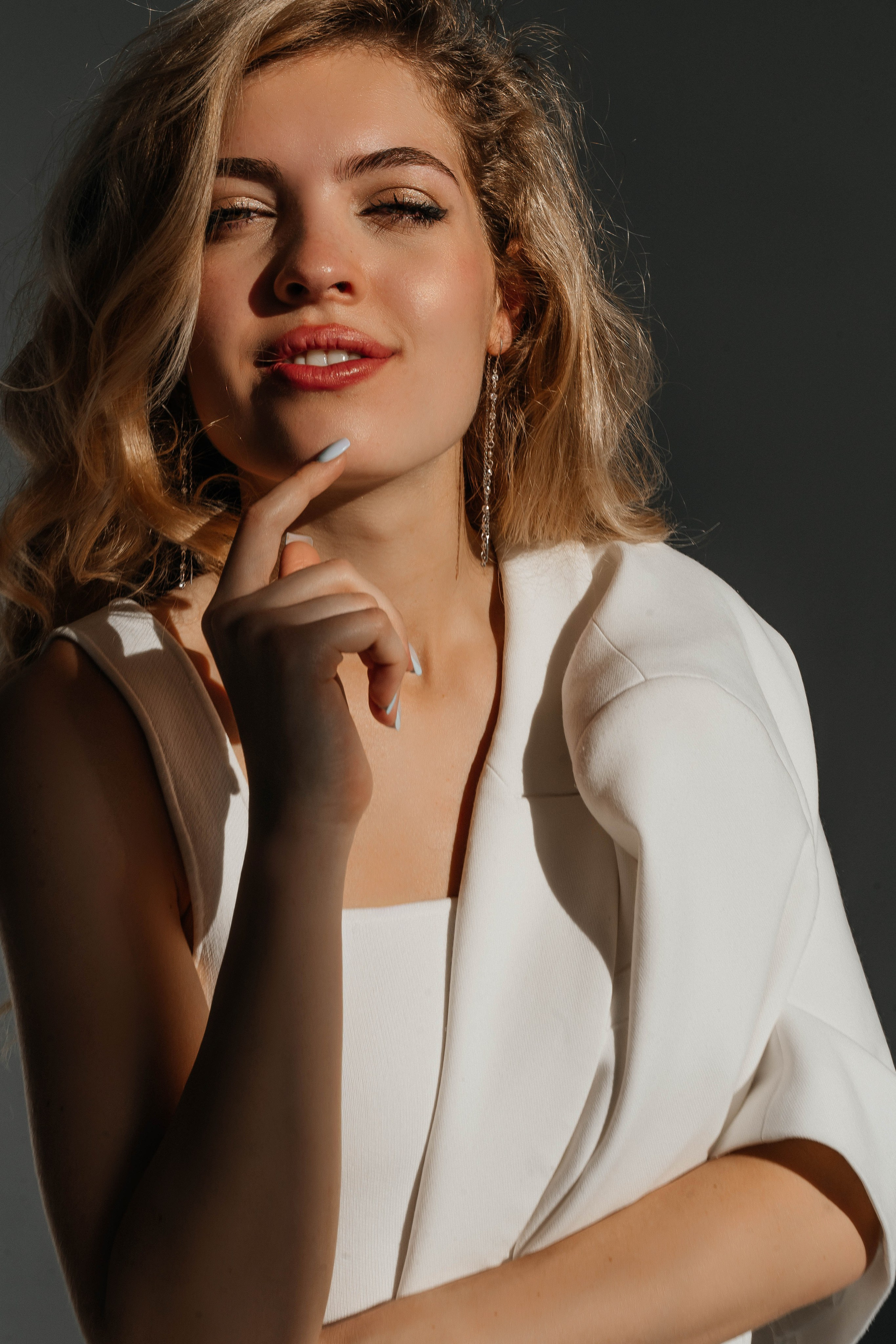 Съемки в интерьере студий. Виктория Алпеева — фотограф по любви