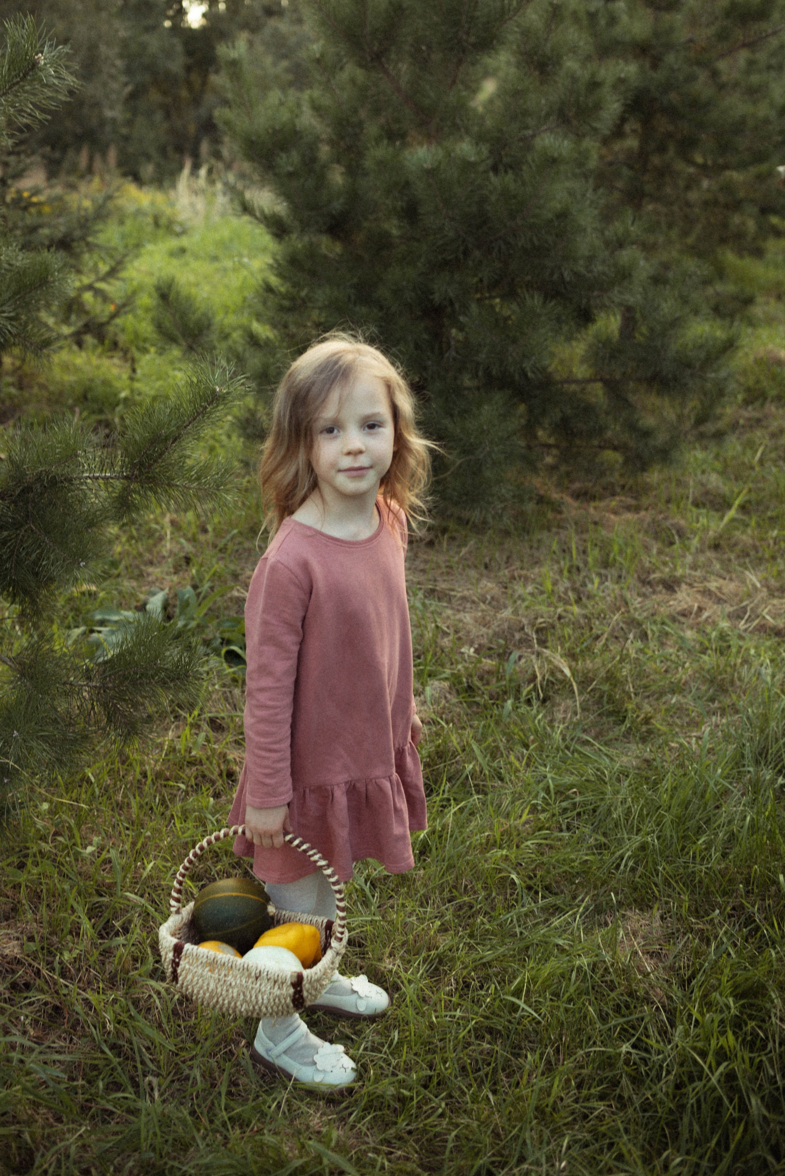 Семейная фотосессия на природе. Семейный фотограф в Железнодорожном Масаева Елена