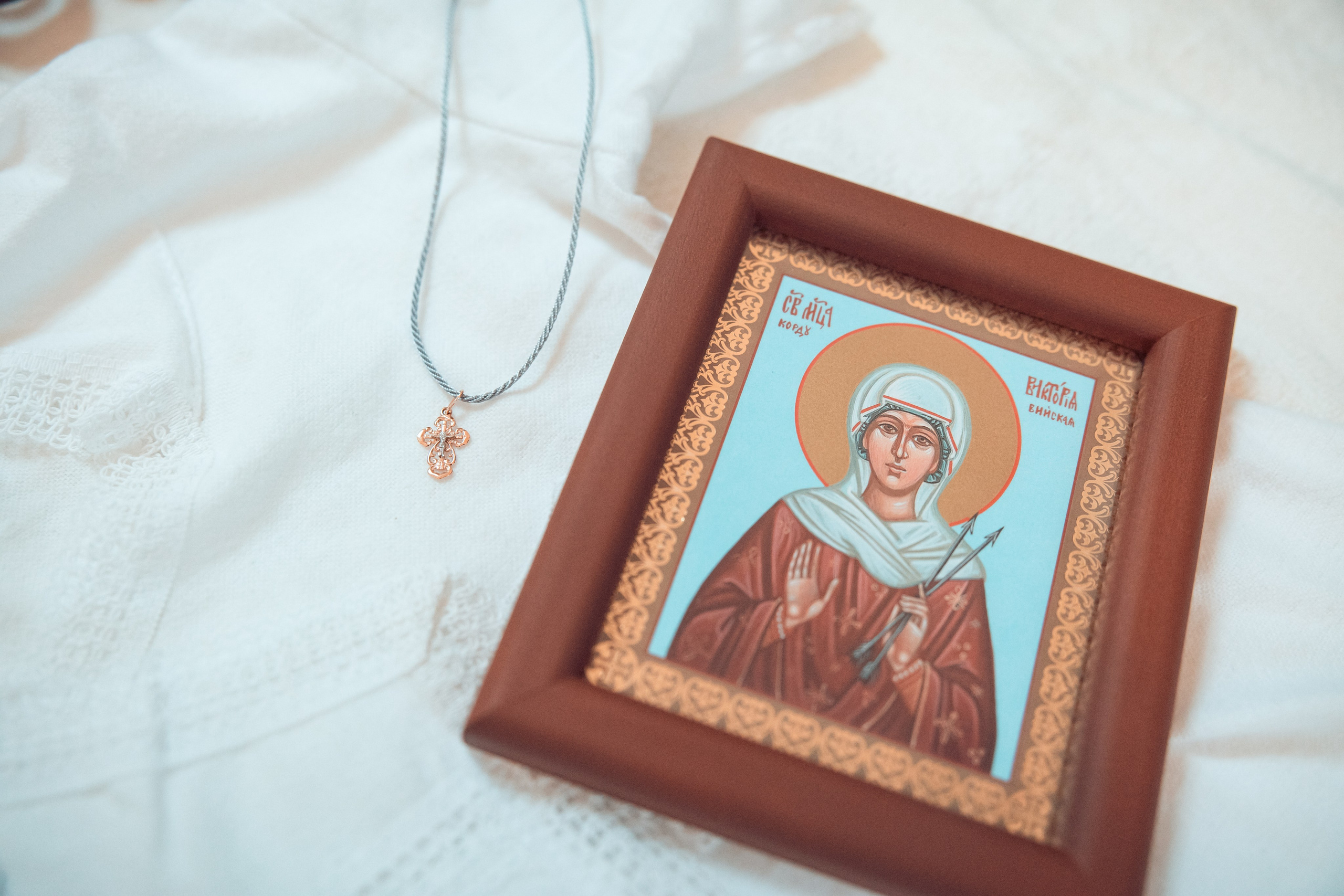 Таинство Крещения Виктории. Церковь Казанской иконы Божией Матери в Вышетравино. Семейный фотограф в Рязани и Рязанской области