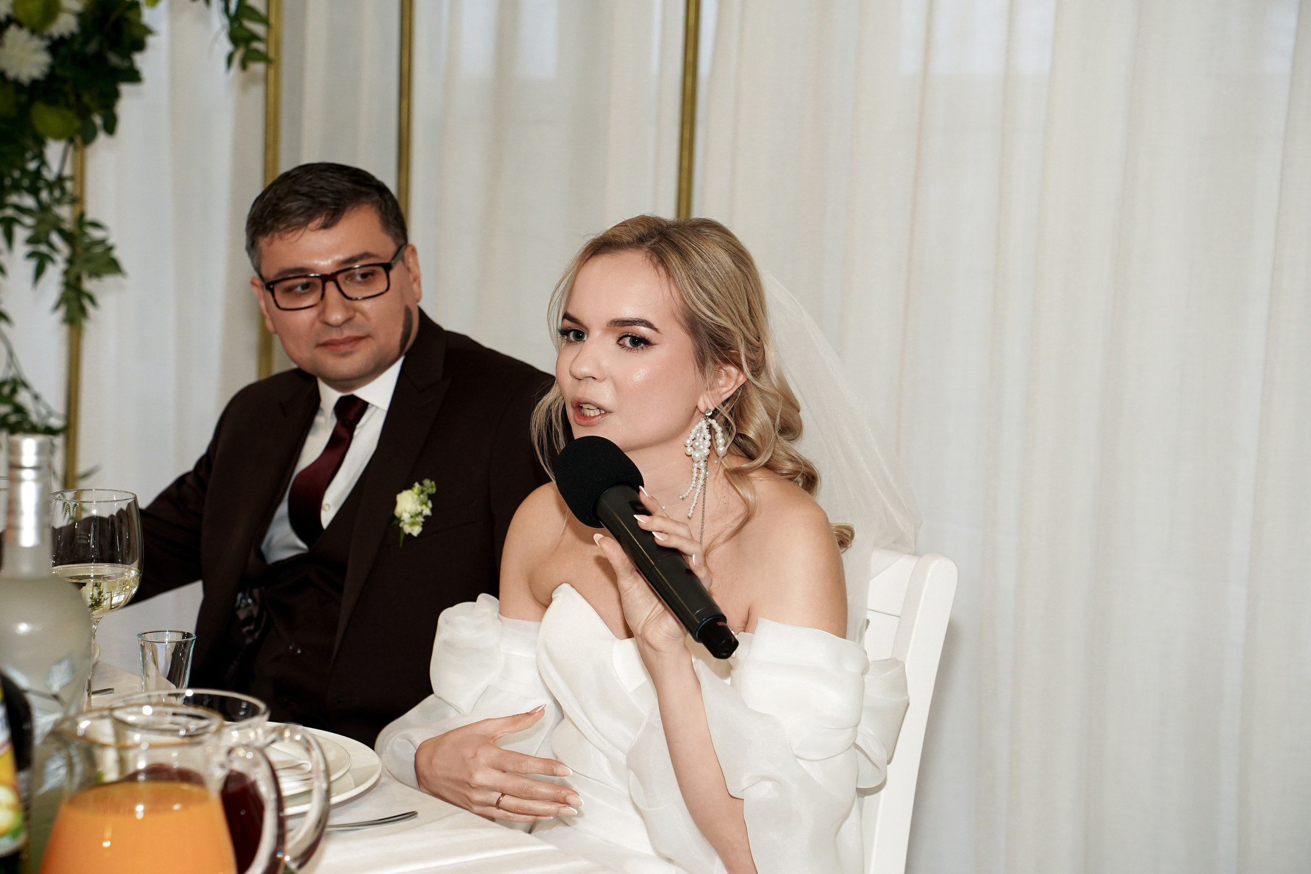 Свадебная фотосессия «4 часа». Отель Резиденция в Ростове-на-Дону. Кадры молодоженов на природе. Фотосессия банкета 1 час. Свадебный фотограф в Ростове-на-Дону. Таинство Крещения и Венчания, семейные фотосессии. Алёна Чёботова