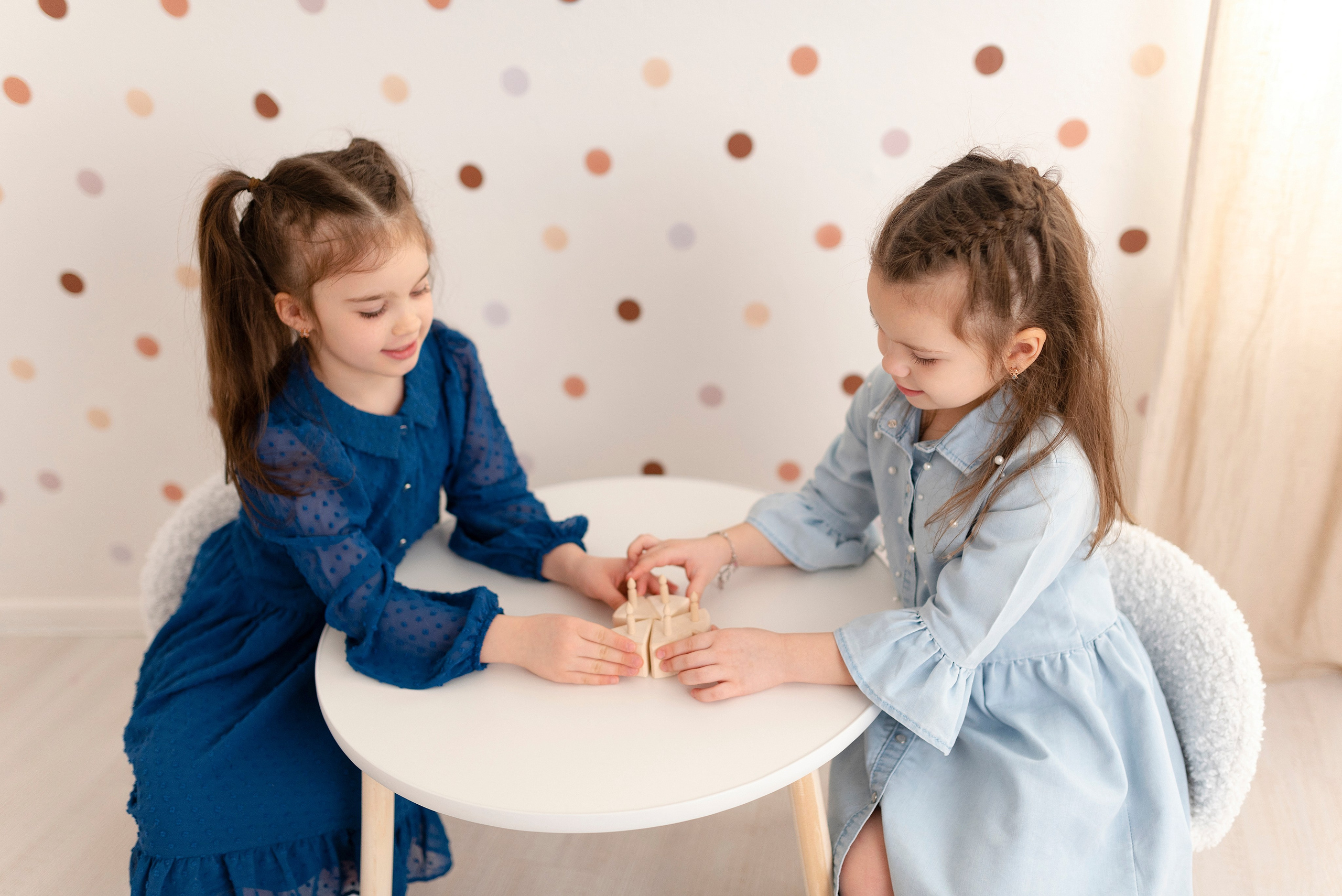 Света и Ира. Детский и семейный фотограф в Сургуте и Нефтеюганске Анна Старцева