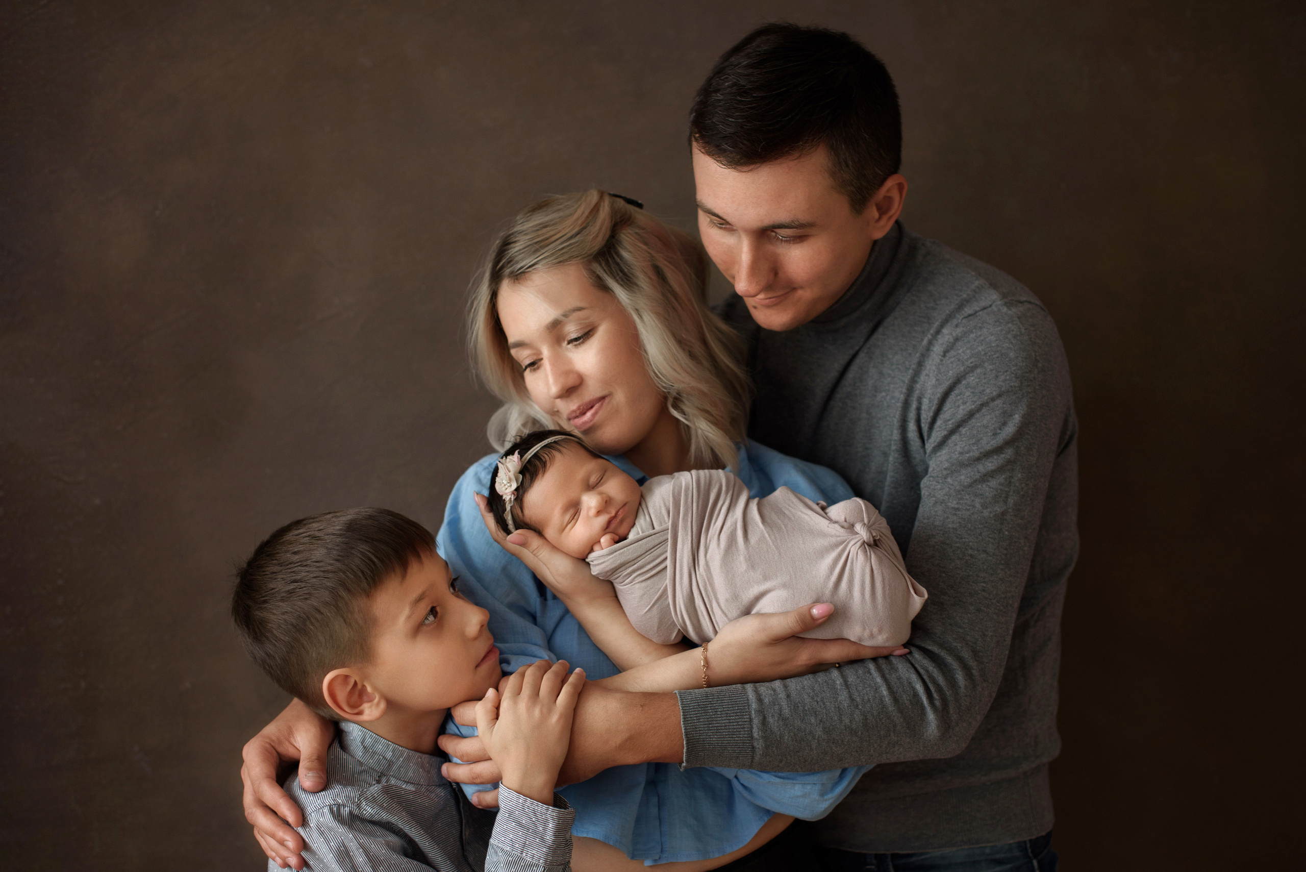 Новорожденные. Фотограф Каменск-Уральский Алена Обвинцева (фото новорожденных, в ожид