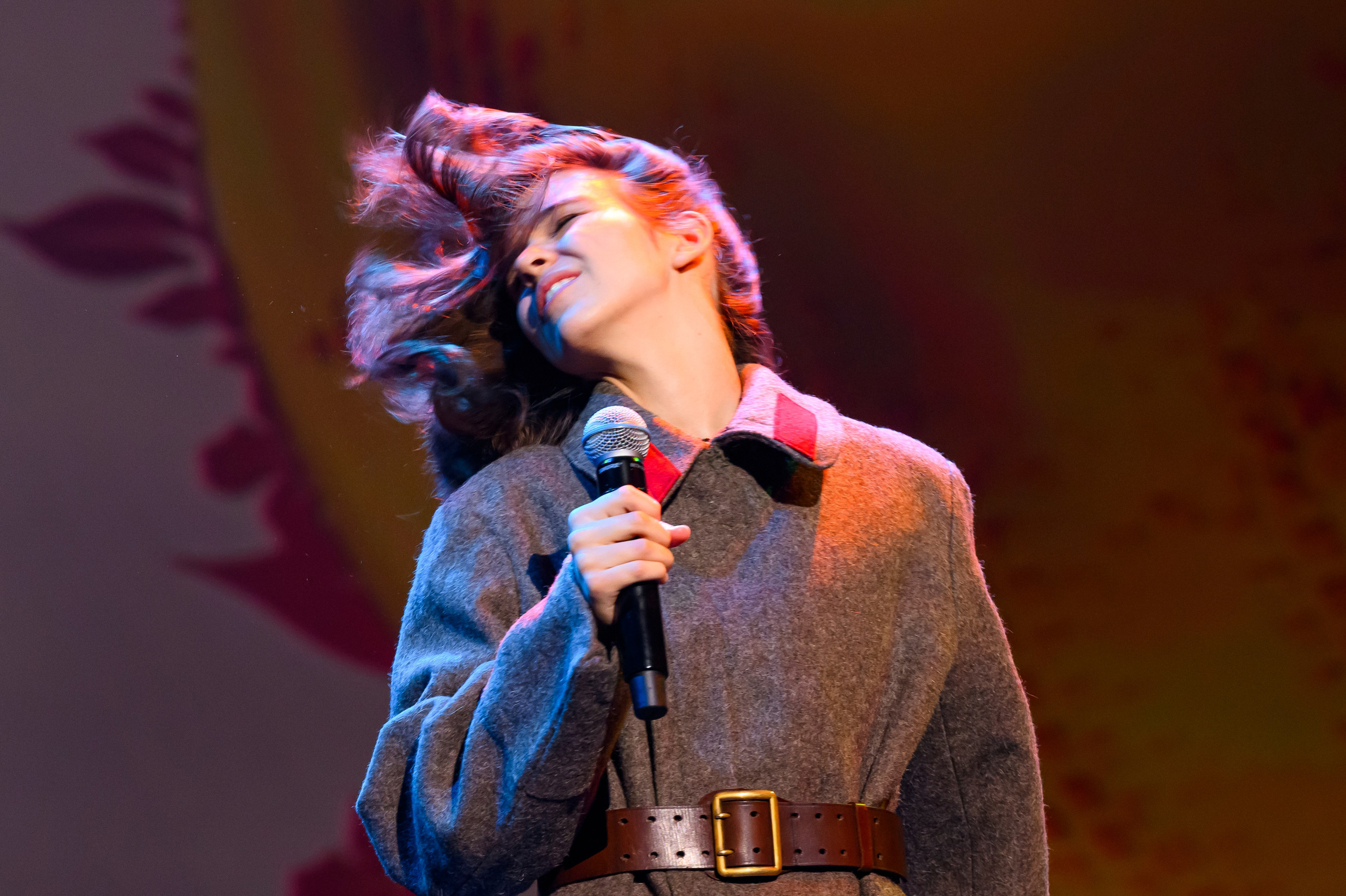 23 апреля, часть 1, БКЗ Октябрьский, г. Санкт-Петербург. Золотое яблочко