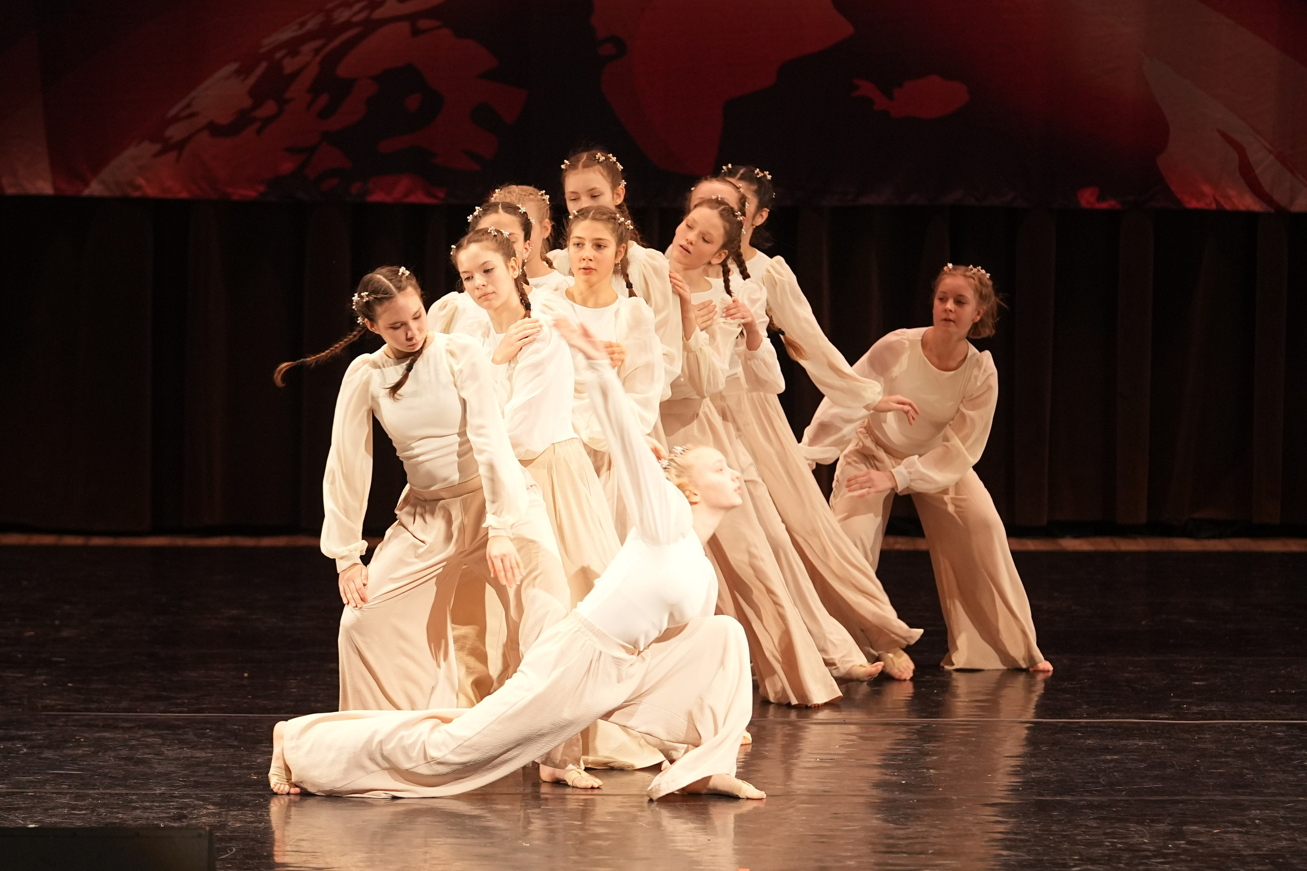 7 декабря, блок 3, г. Москва. Золотое яблочко