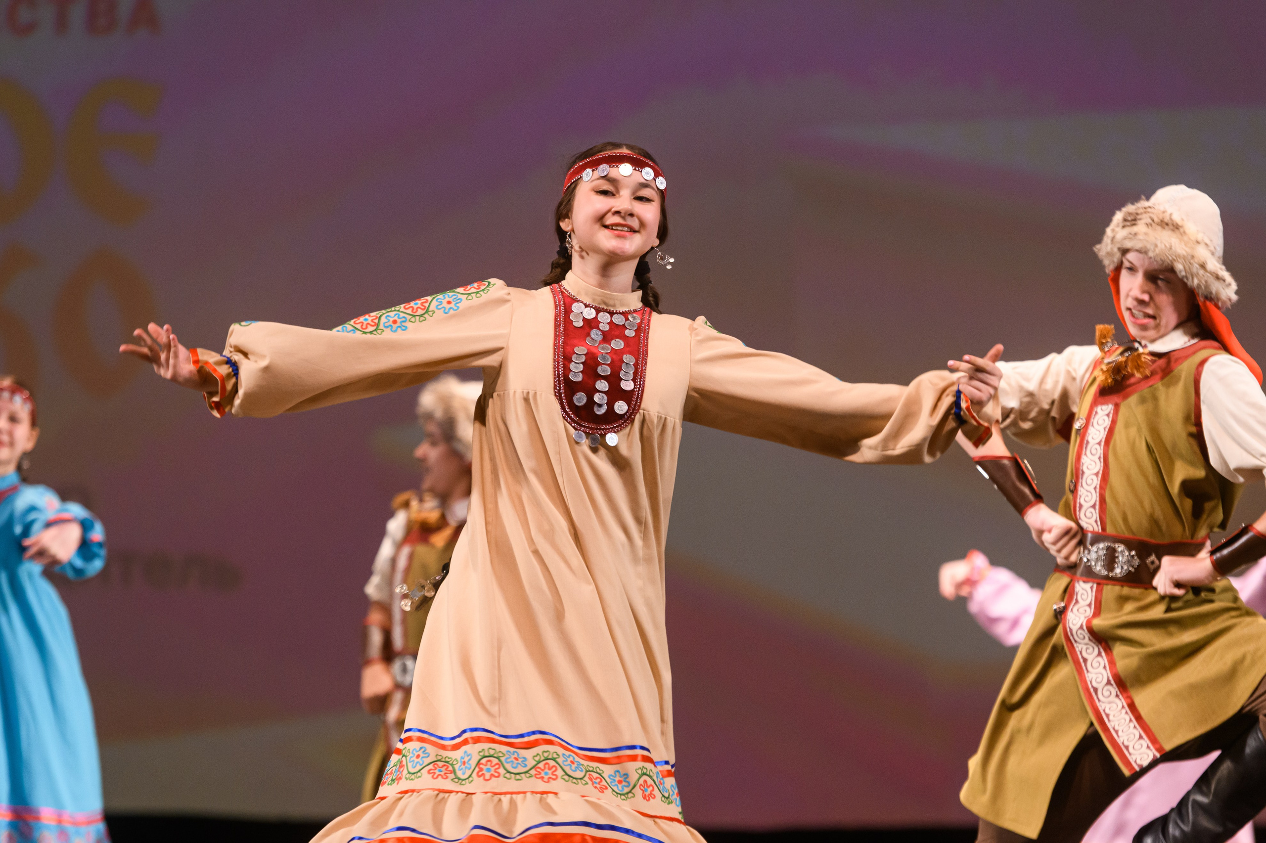 23 апреля, часть 1, БКЗ Октябрьский, г. Санкт-Петербург. Золотое яблочко