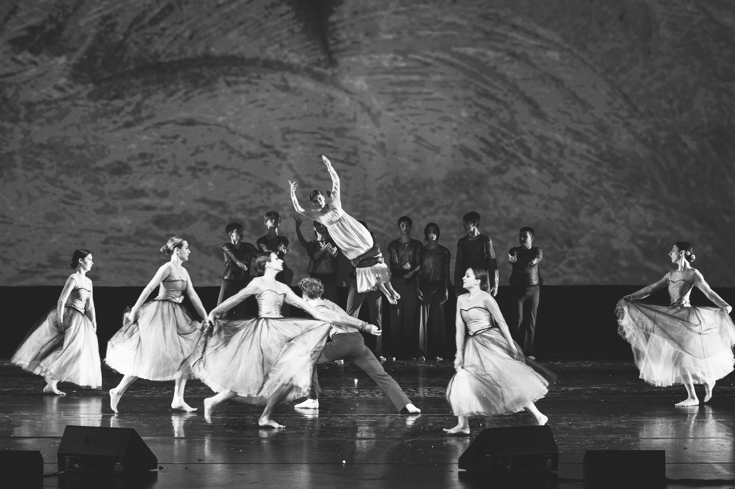 23 апреля, часть 2, БКЗ Октябрьский, г. Санкт-Петербург. Золотое яблочко