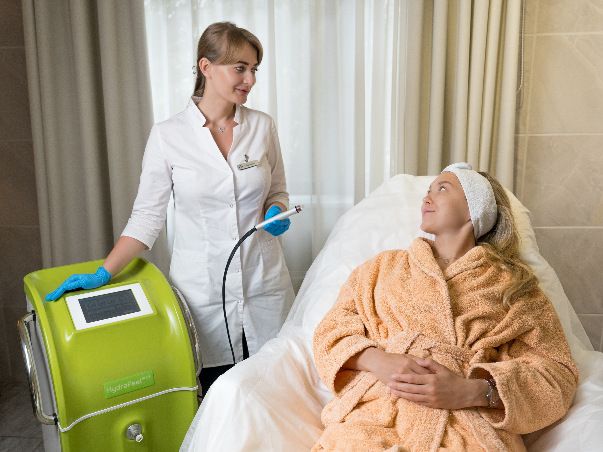 Контент съемка для медицинского центра в отеле Rosa Springs. Репортажный фотограф в Красной Поляне и Сочи Павлюченко Екатерина