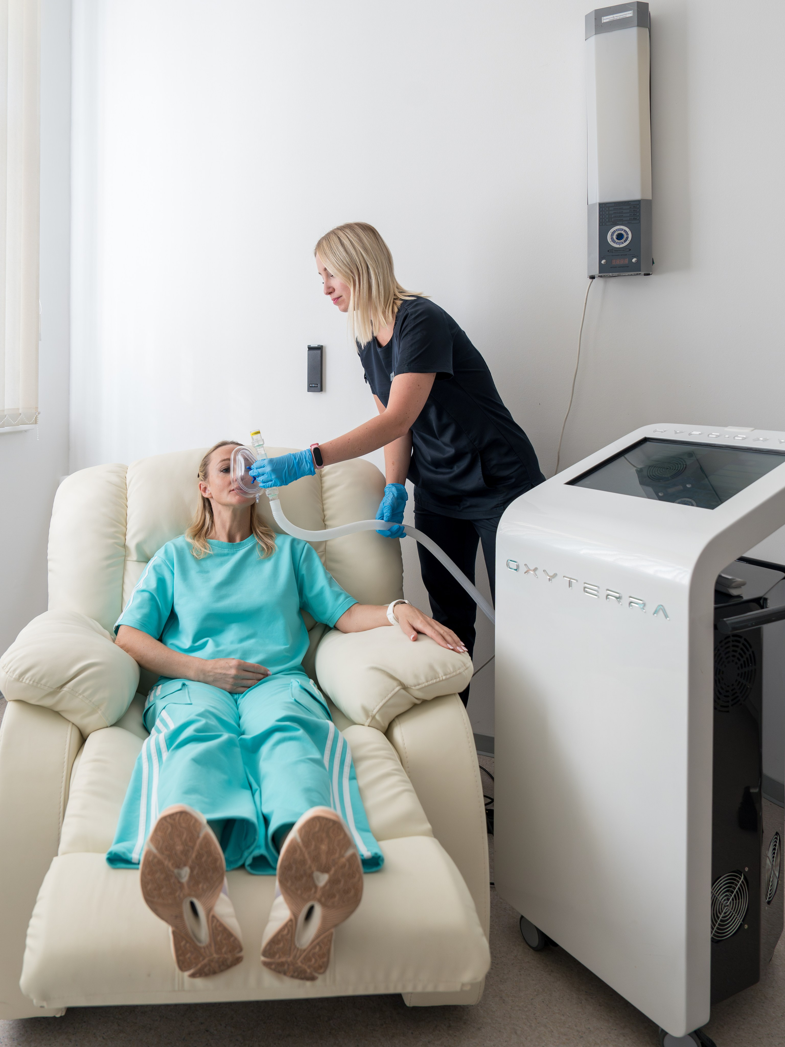 Контент съемка для медицинского центра в отеле Rosa Springs. Репортажный фотограф в Красной Поляне и Сочи Павлюченко Екатерина