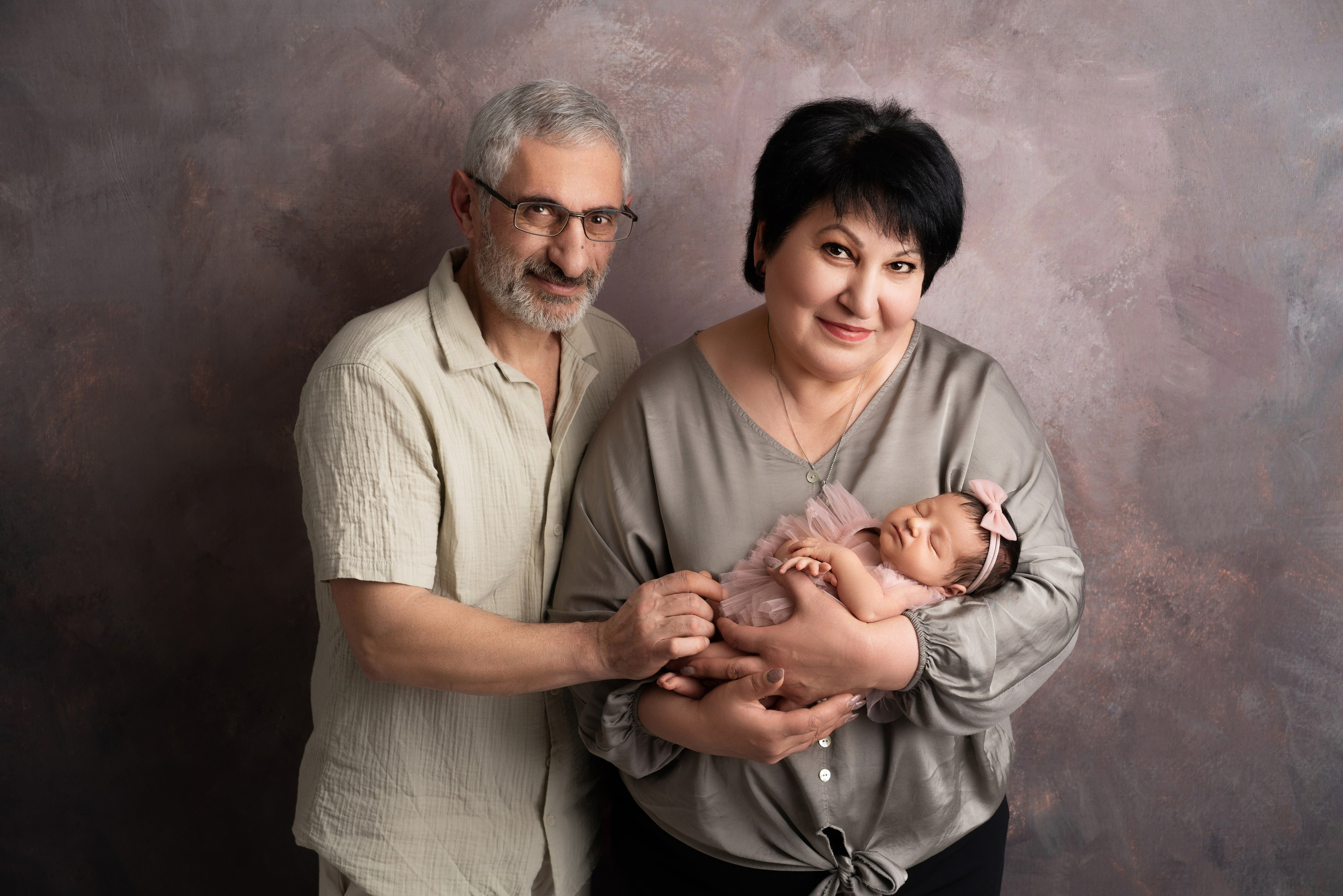 Семейные фотосессии с новорожденными | Трогательные кадры малышей и их близких в Москве и МО. Фотосессия новорожденных в Москве и Московской области | Профессиональный фотограф newborn — Татьяна Иванова