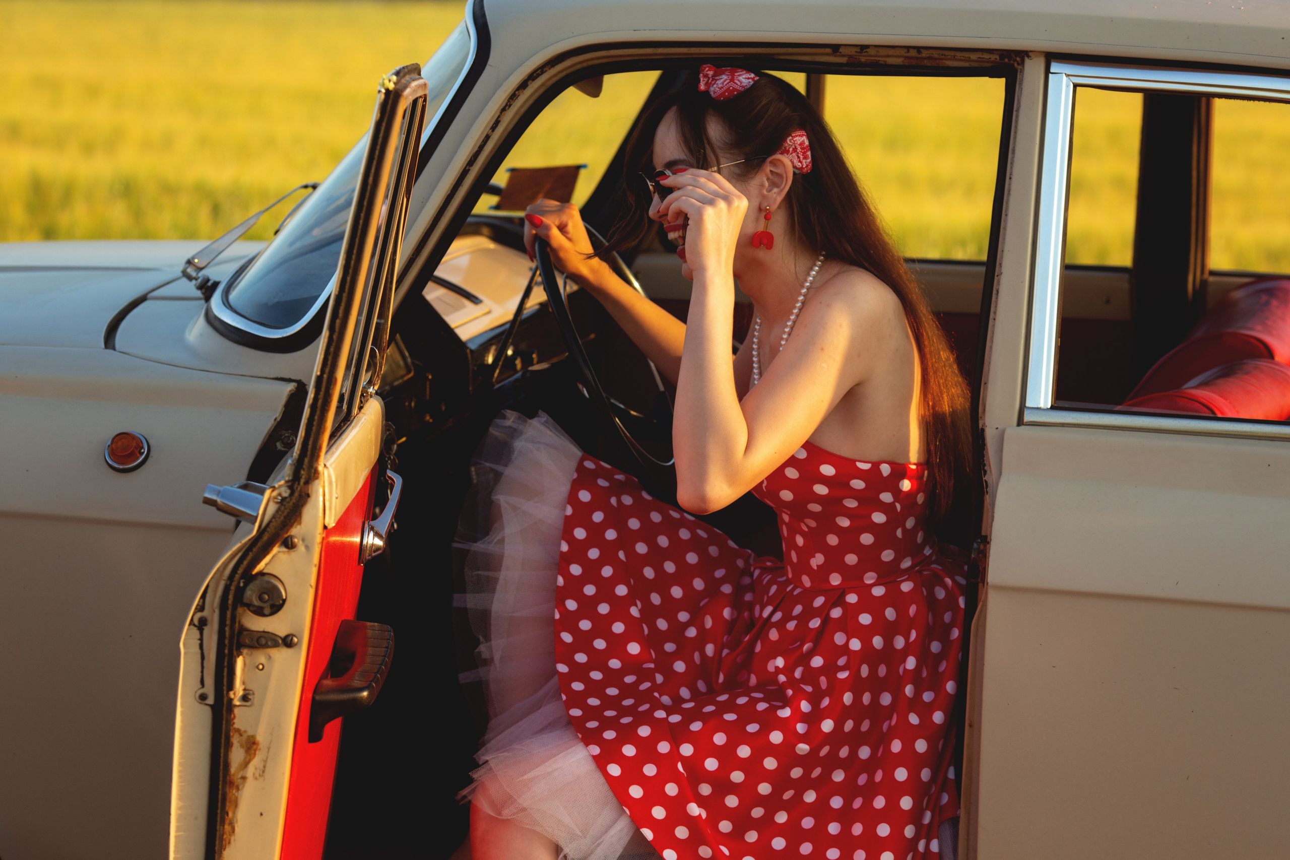 Маша. Фотограф Антонина Свешникова. ВЫПУСКНЫЕ ФОТОКНИГИ для детских садов и школ. Москва, Владимир