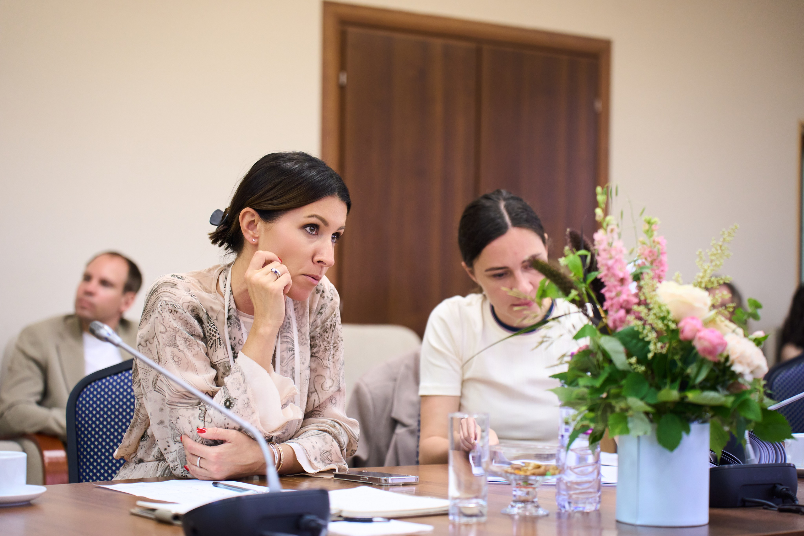 Репортажная съемка выпускников МГИМО. Репортажный фотограф в Москве Вадим Галанин