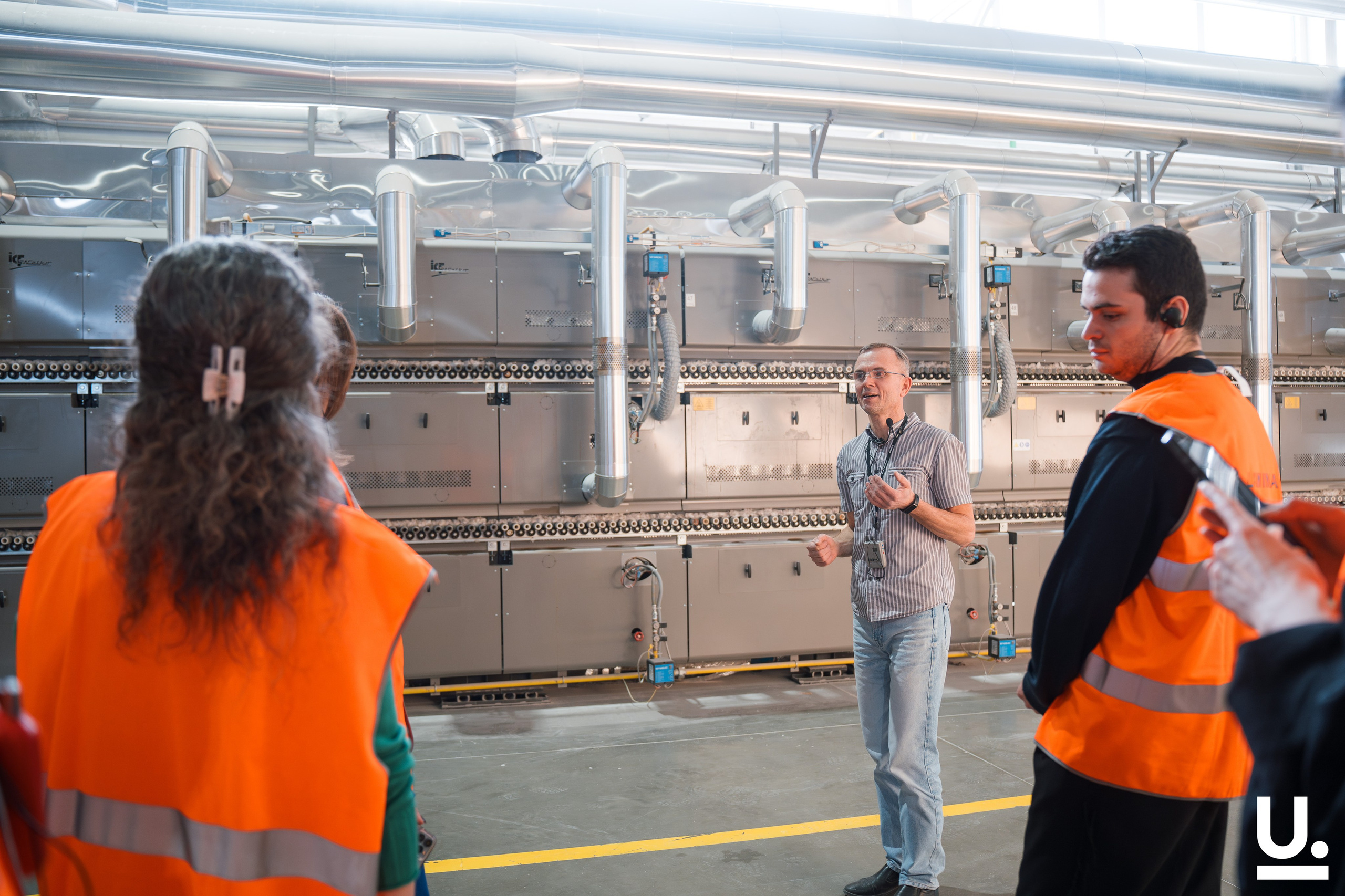 Репортажная фотосъемка экскурсий на производство. Репортажный фотограф в Москве Вадим Галанин