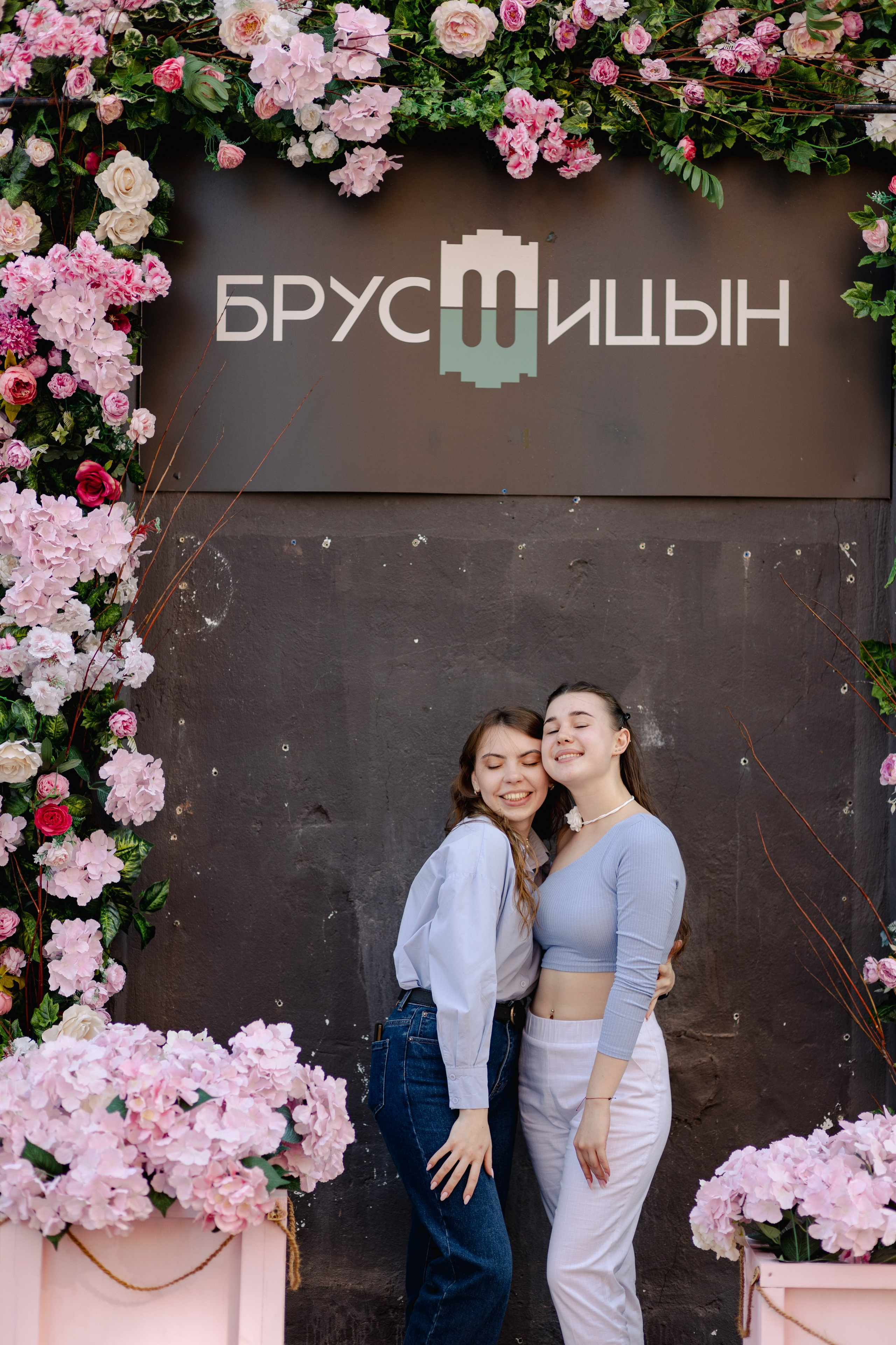 Rewax 29.07.24. Репортажный и портретный фотограф в Санктпетербурге. Видиосъемка мероприятий в Санкт-Петербурге