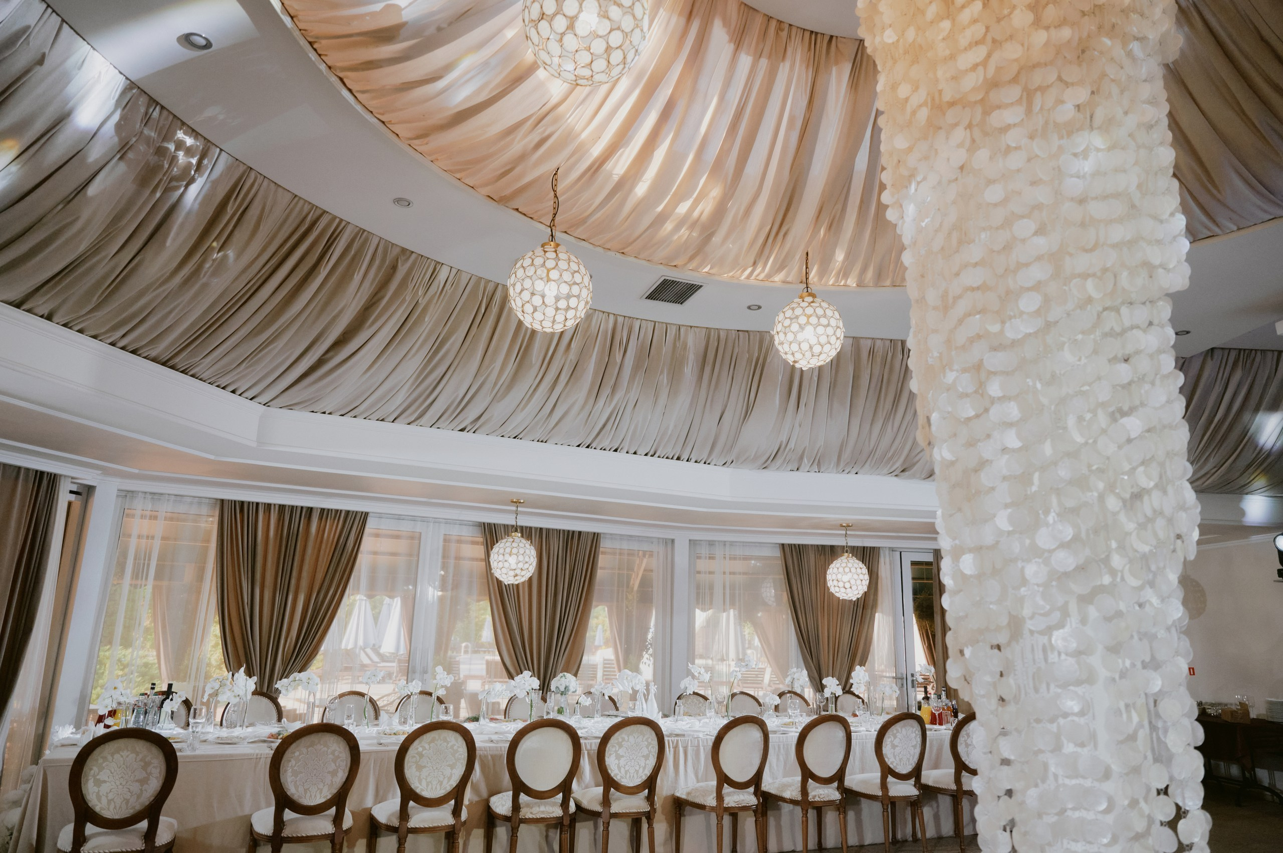 Эстетичные и тёплые свадьбы — ДЕЙЗИ. Студия событий ДЕЙЗИ. Организация мероприятий. Свадебное агентство в Ростове-на-Дону. Свадебный организатор. Организация свадьбы под ключ