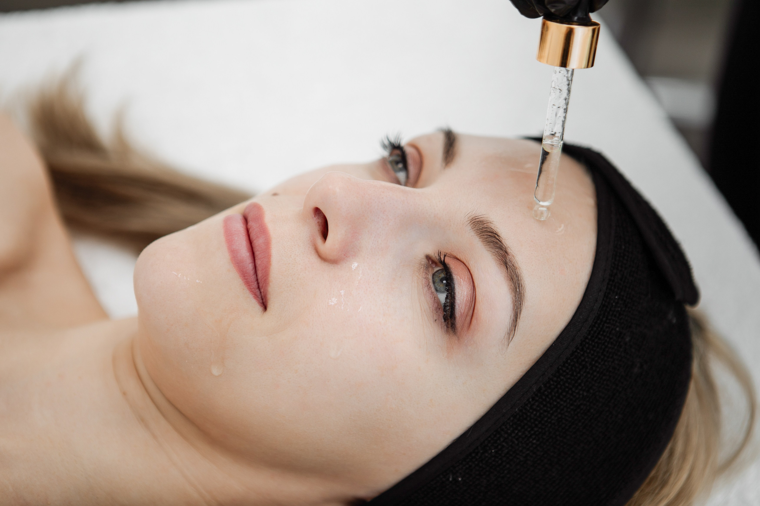 Косметолог Алёна. Фотограф Губкинского