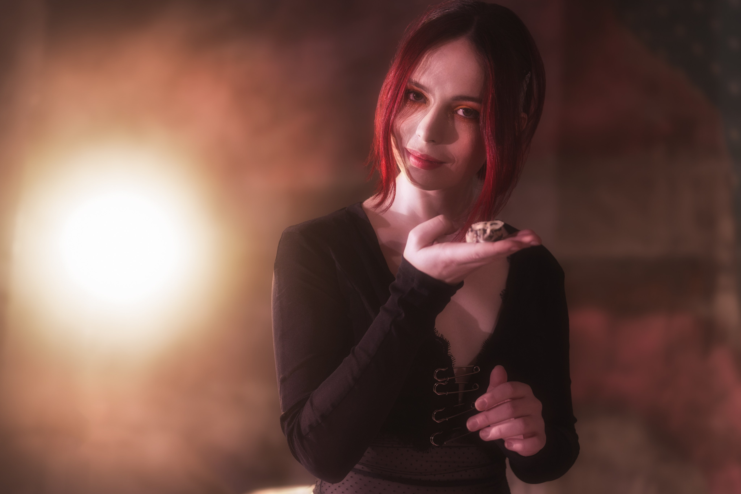 Фотосессия в зале с песком на студии Локация 223