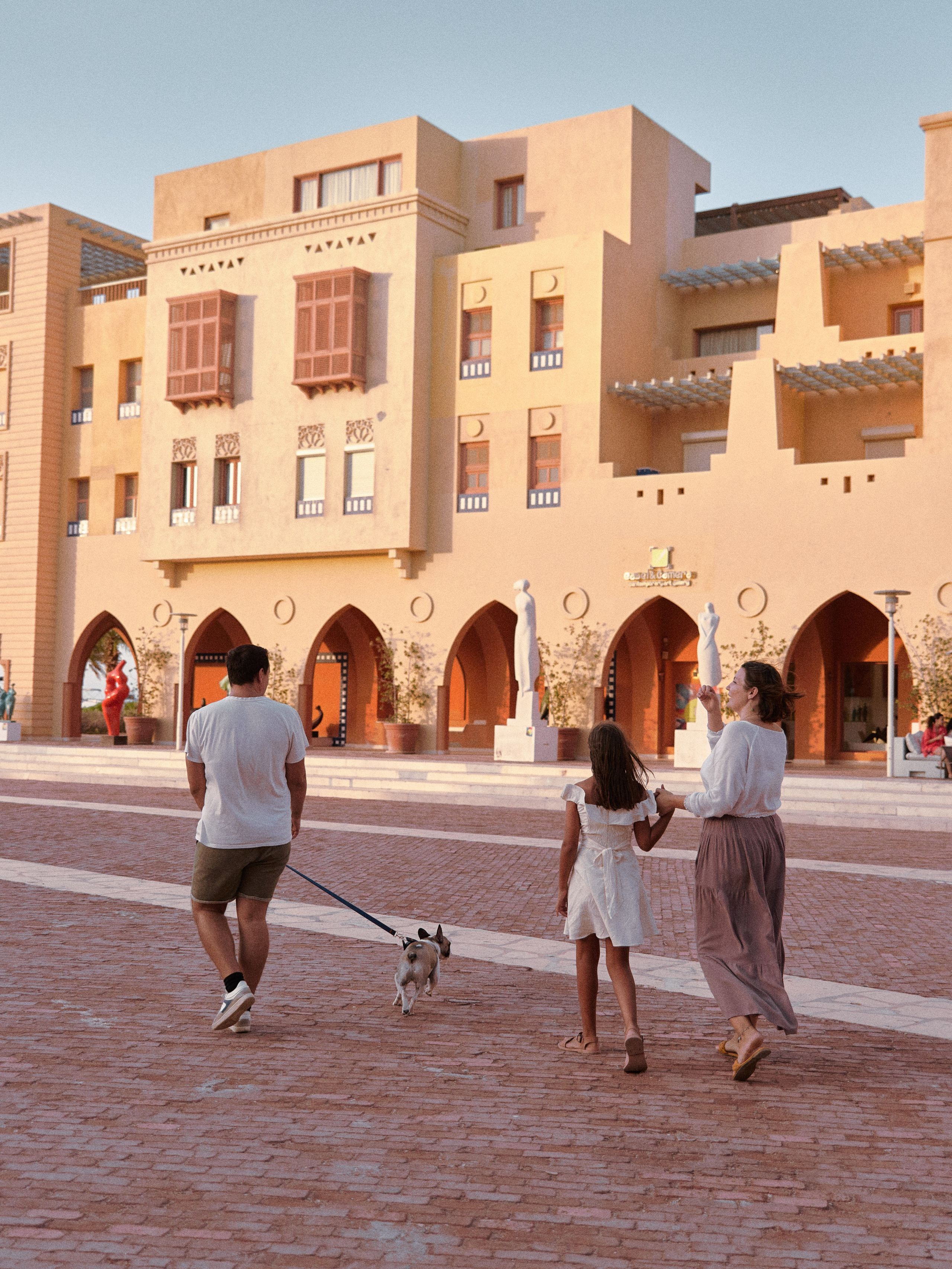 Позы для семейных и групповых съёмок. Jorgis Talè — photographer, kind person, teacher of arts and other mag