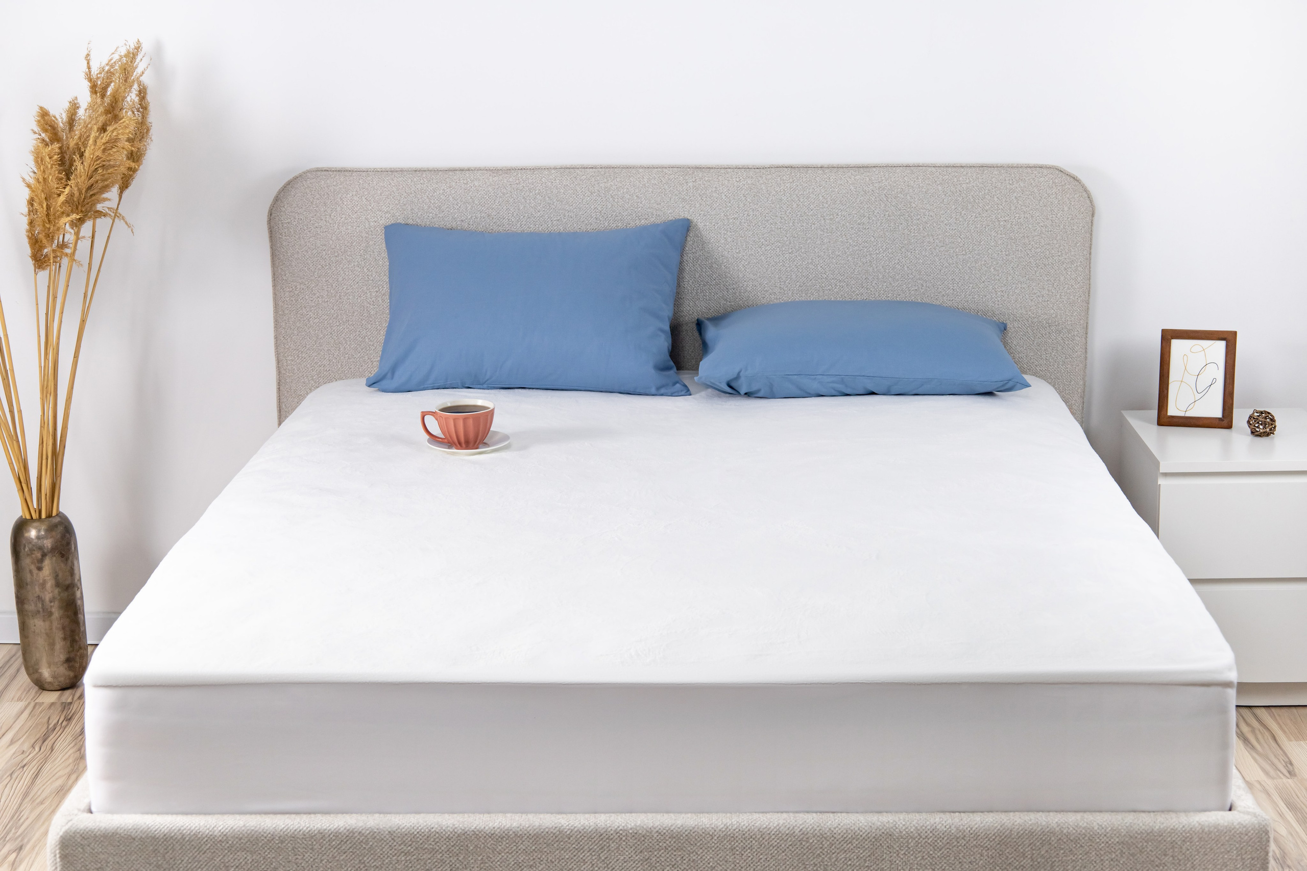 Предметная фотосъемка в интерьере Астана. Рекламный фуд фотограф и видеограф в Астане Алина Лысенко