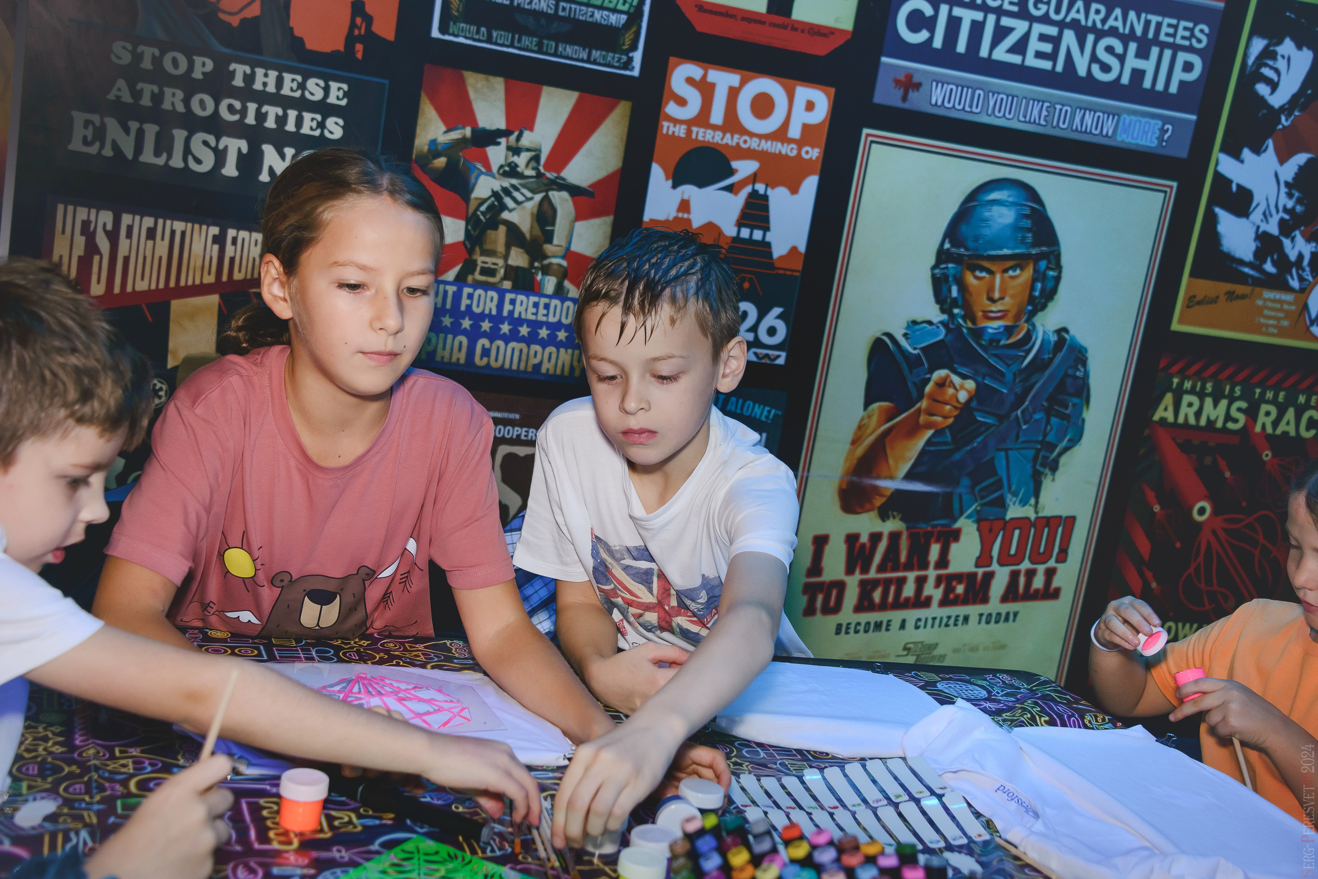 Роспись футболок мастер-класс, Детский день рождения, Лазертаг-клуб «Sтанция 2025». Ваш фотограф на праздник в Москве, Раменском, Жуковском, Люберцах