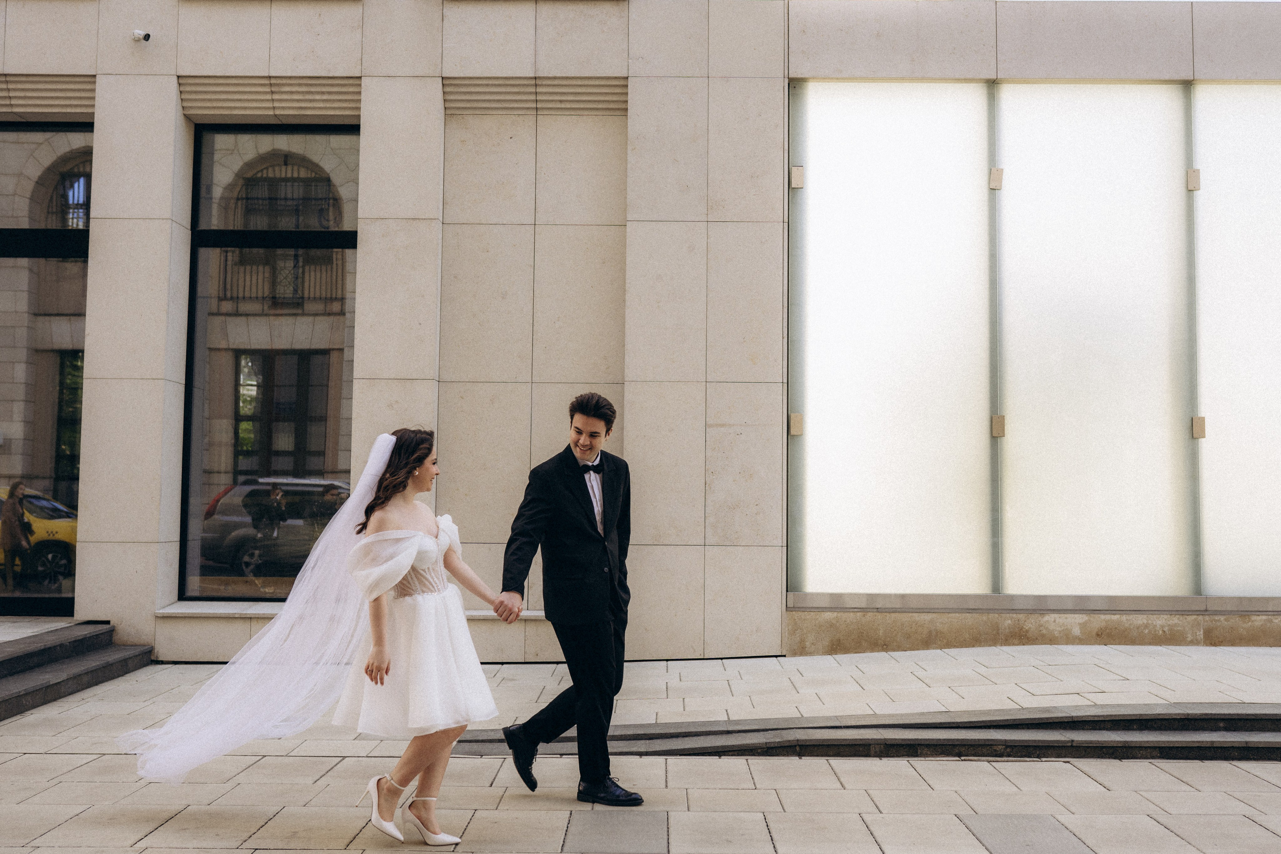 Свадебная фотопрогулка в Москве по центру города. Свадебный фотограф в Москве Анна Полушина