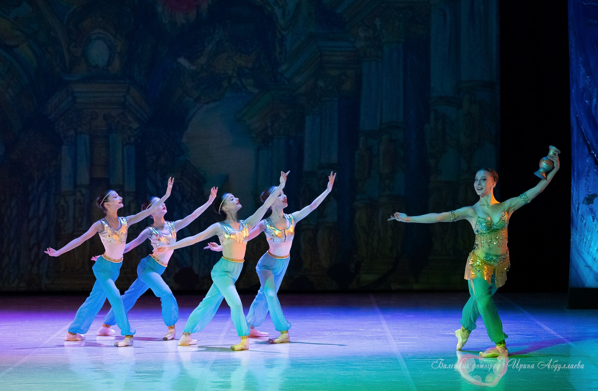 Хореографический колледж ЛЕДЯХ «НАСТАВНИКИ»