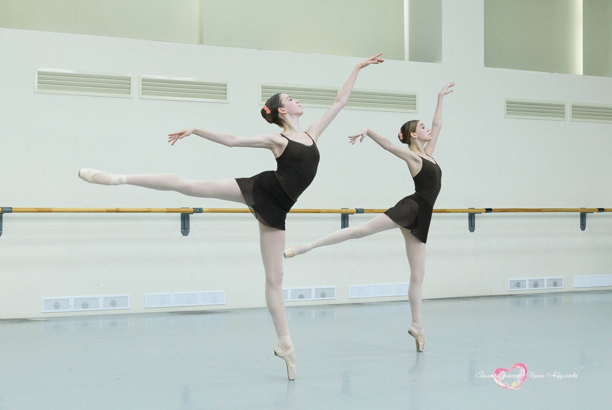 Госэкзамен выпускников МГХУ им. Лавровского — Девочки — 2025 г