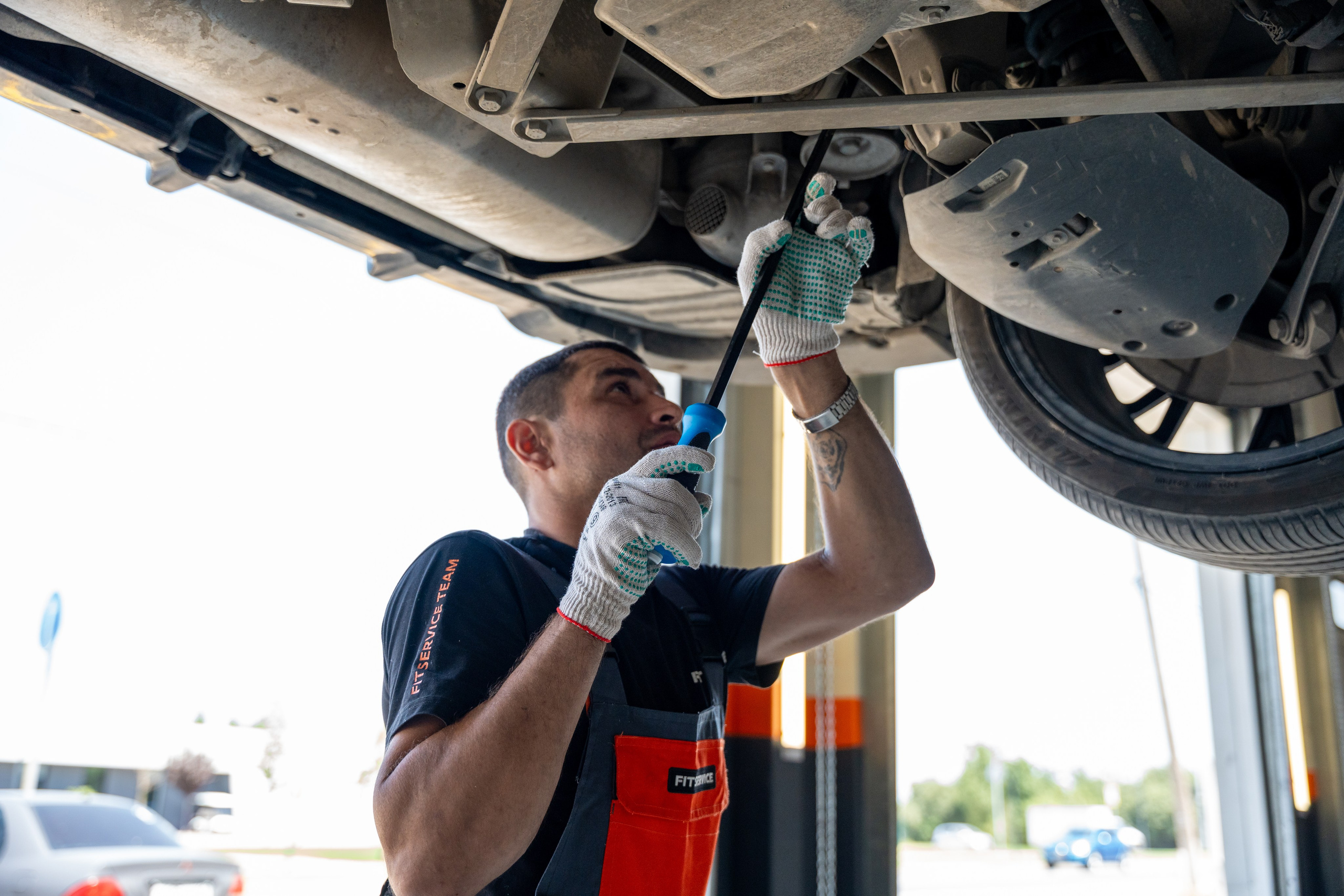 Интерьерная фотосъемка автосервиса Fit Service в Краснодаре — сеть СТО Профессиональная фотосъемка интерьера техцентра в Краснодаре. Шедевры для Вас! Фотограф и Видеограф в Краснодаре Пахиев Руслан