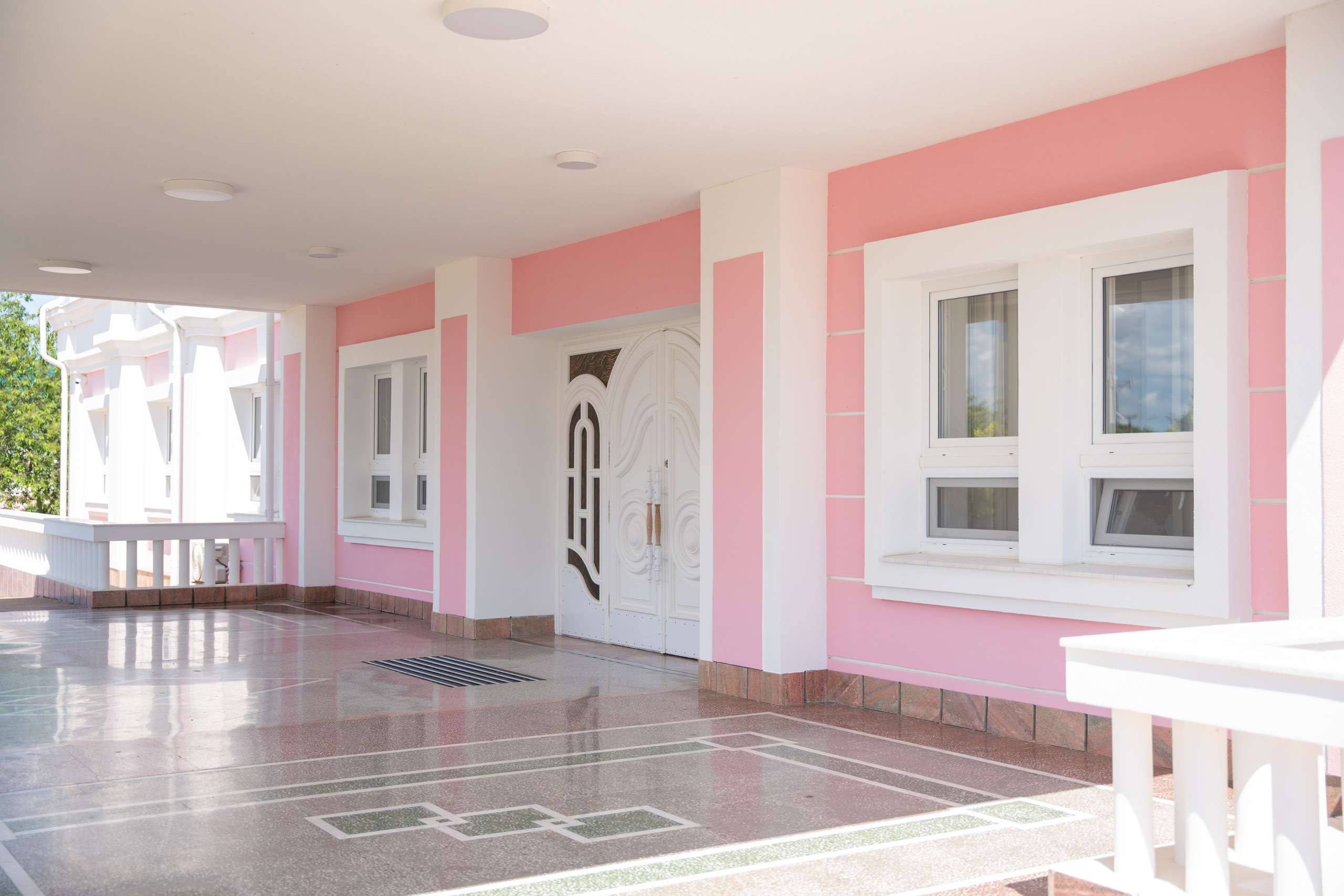 Интерьерная съемка частной клиники им. Х. М. Совмена в Краснодаре Профессиональная фотосъемка интерьеров медицинской клиники Совмена. Шедевры для Вас! Фотограф и Видеограф в Краснодаре Пахиев Руслан