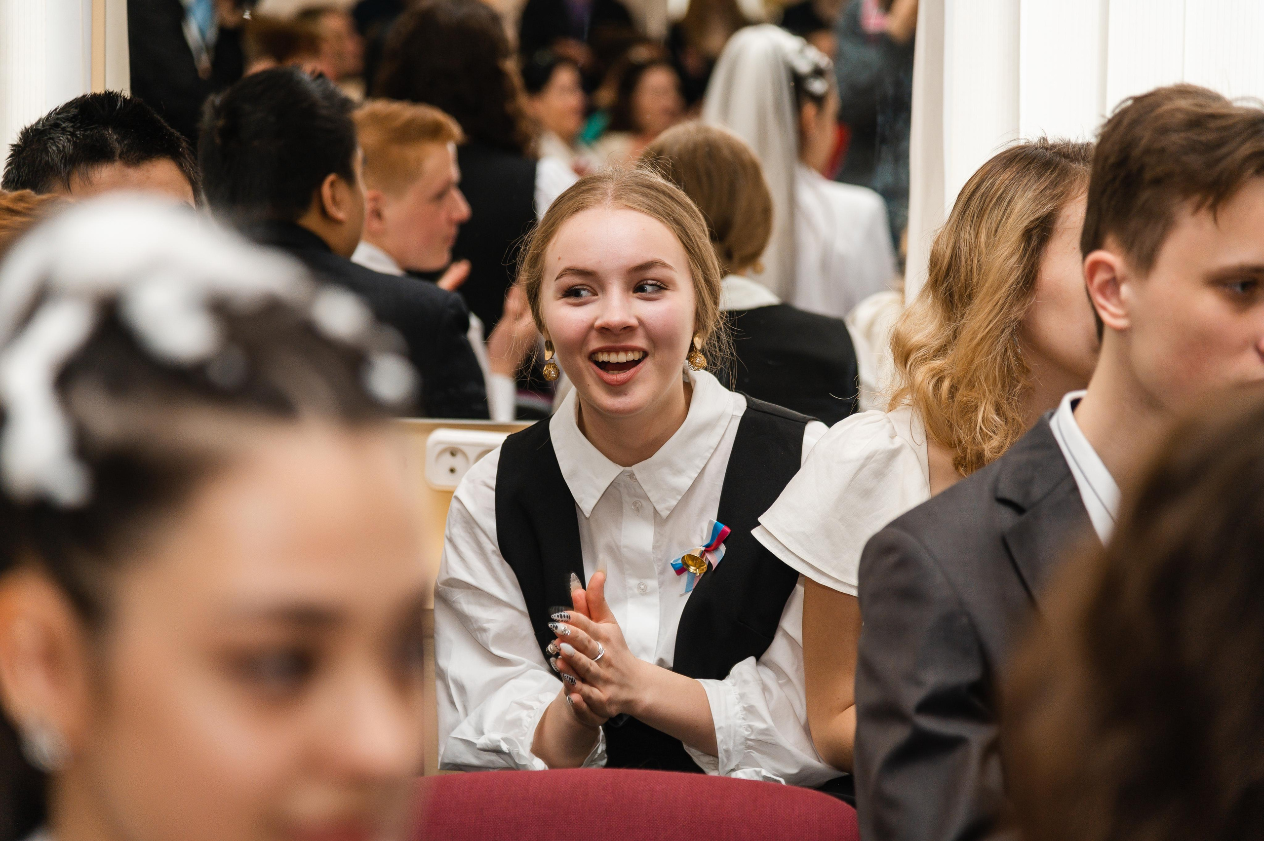 Последний звонок. Семейный, портретный, репортажный фотограф lifestyle в Москве и Кирове