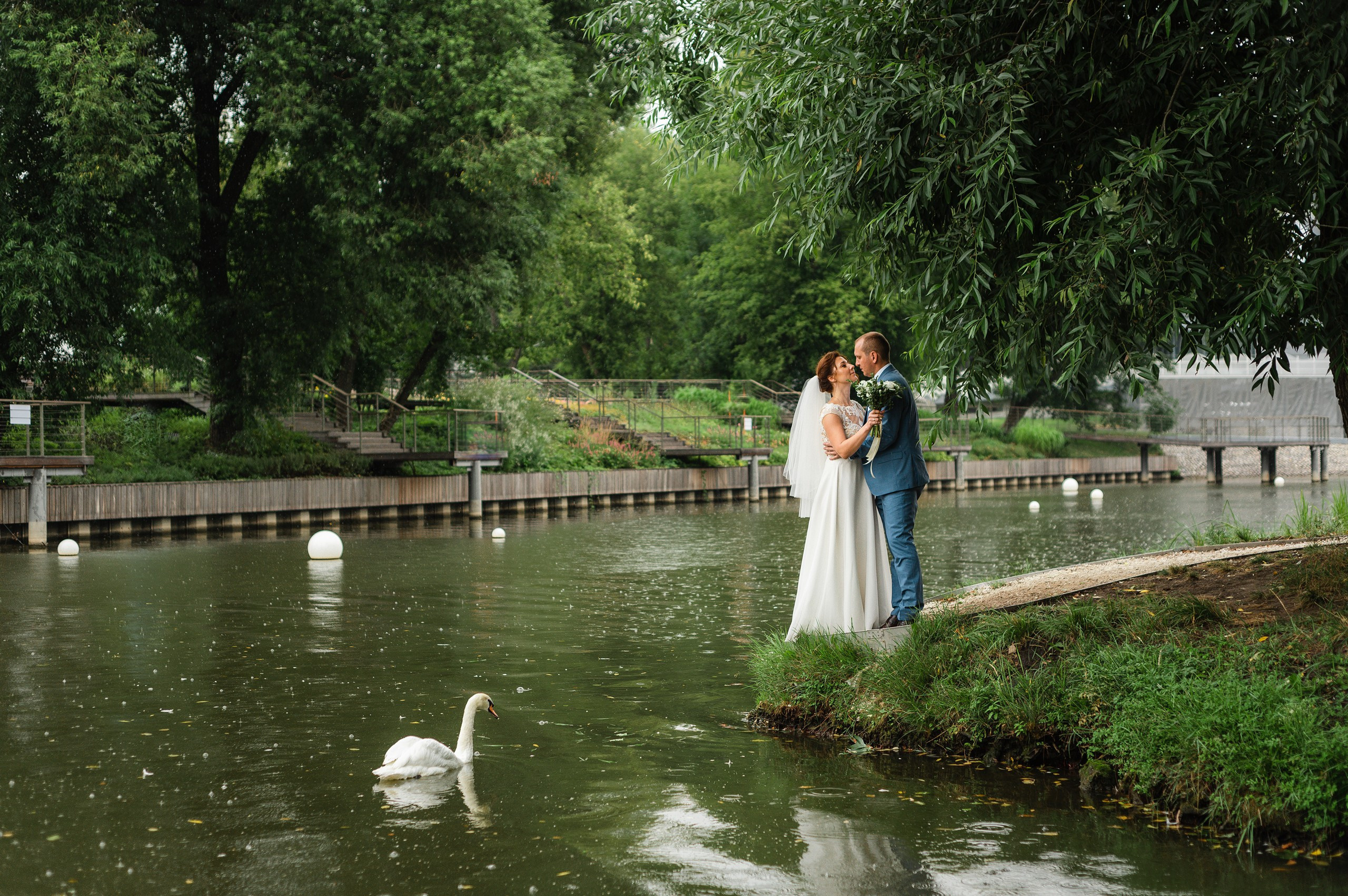 Прогулка молодожёнов Ксении и Александра. Семейный, портретный, репортажный фотограф lifestyle в Москве и Кирове