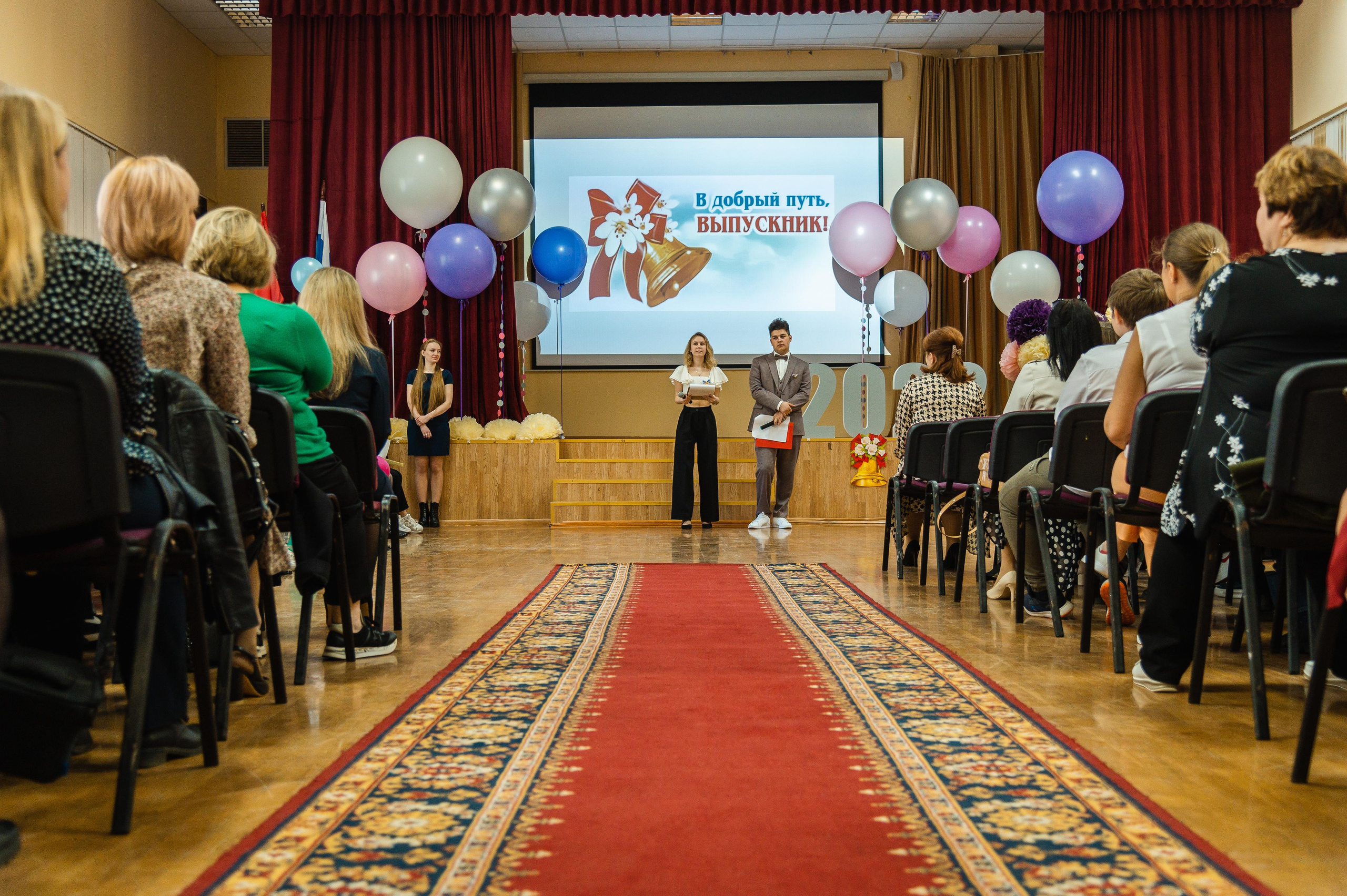 Последний звонок. Семейный, портретный, репортажный фотограф lifestyle в Москве и Кирове