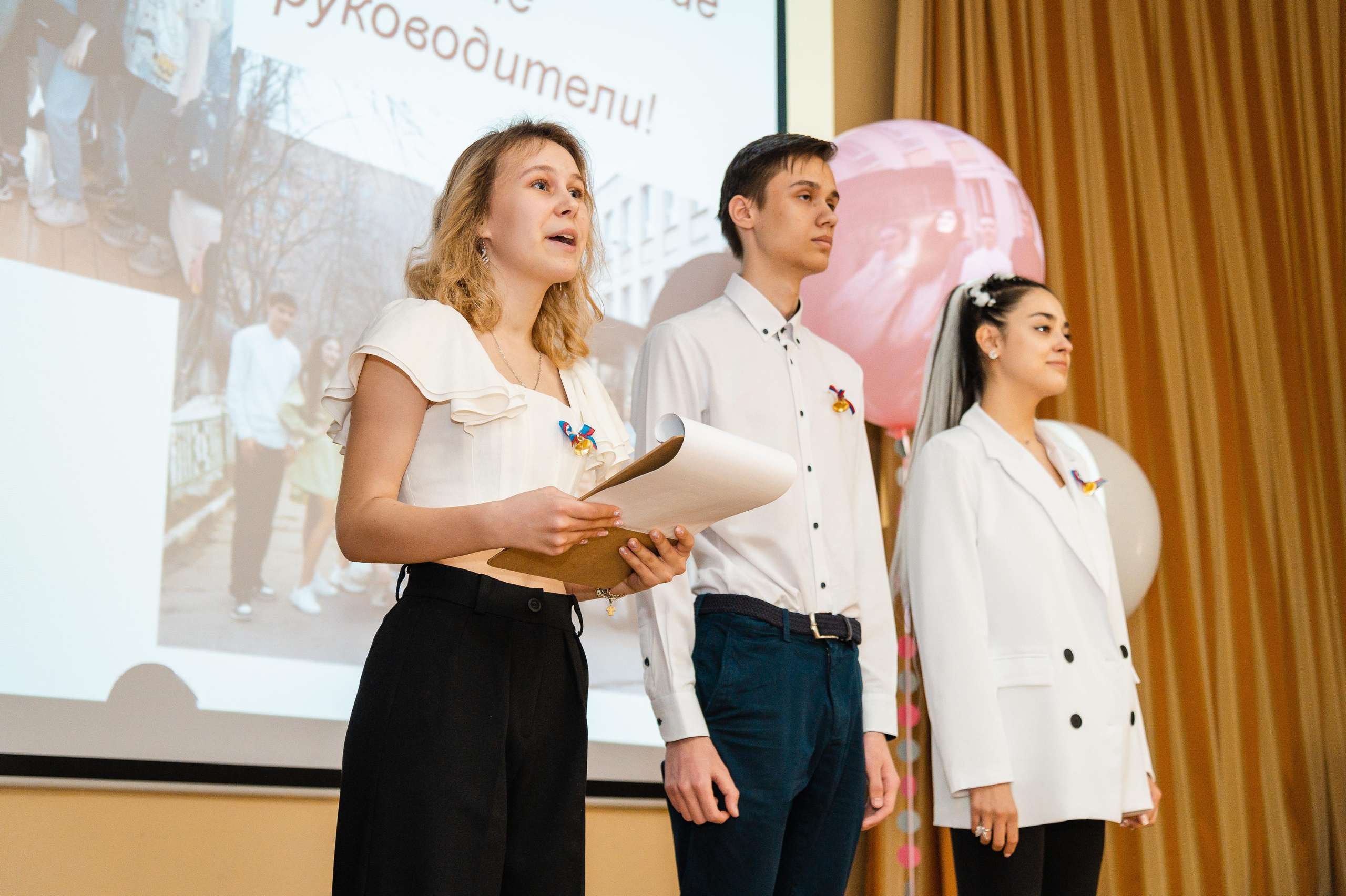 Последний звонок. Семейный, портретный, репортажный фотограф lifestyle в Москве и Кирове