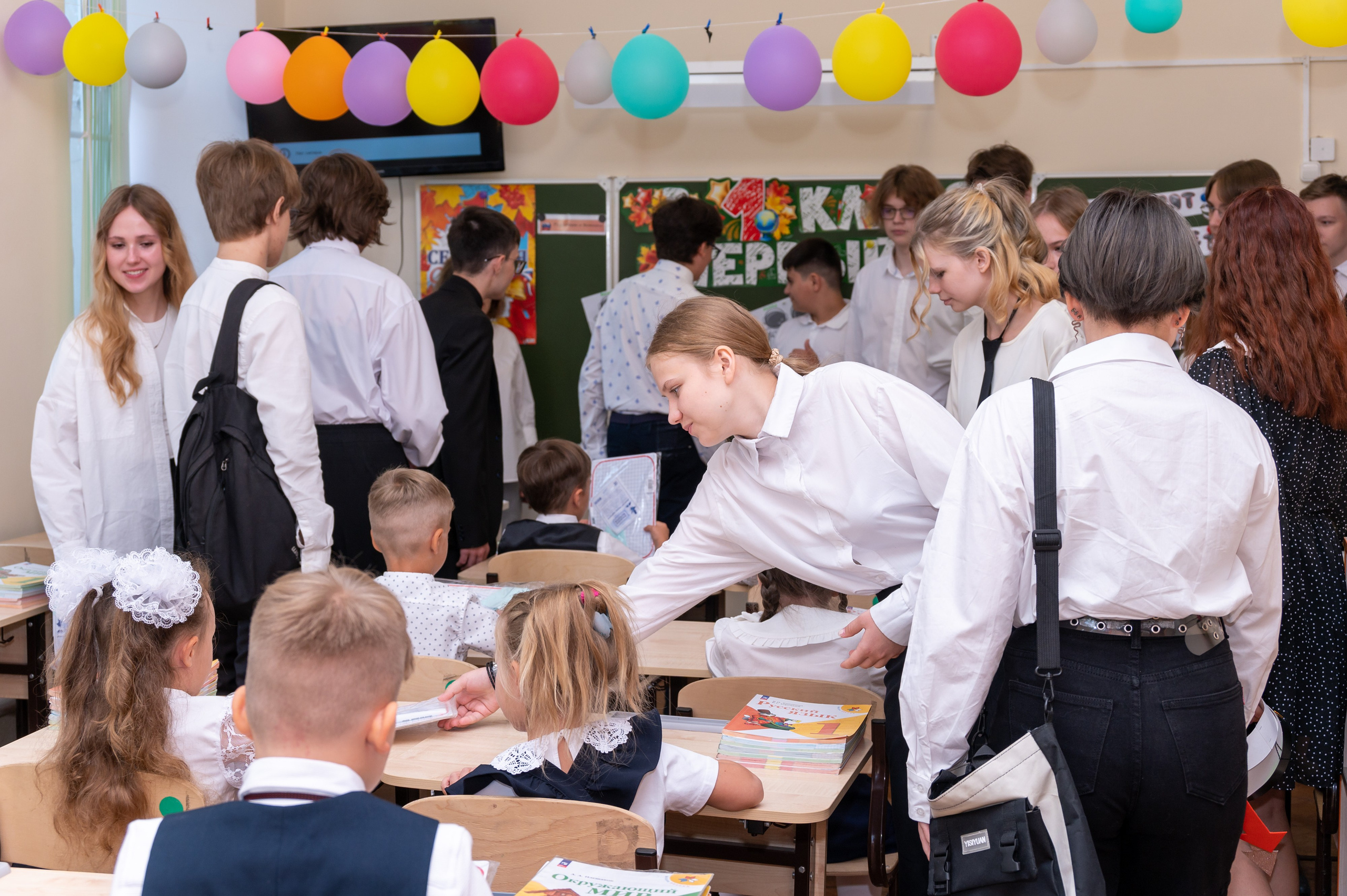 Школьная фотосессия в Туле. Портретный, семейный, свадебный фотограф. Бизнес, контент съёмка. Тула