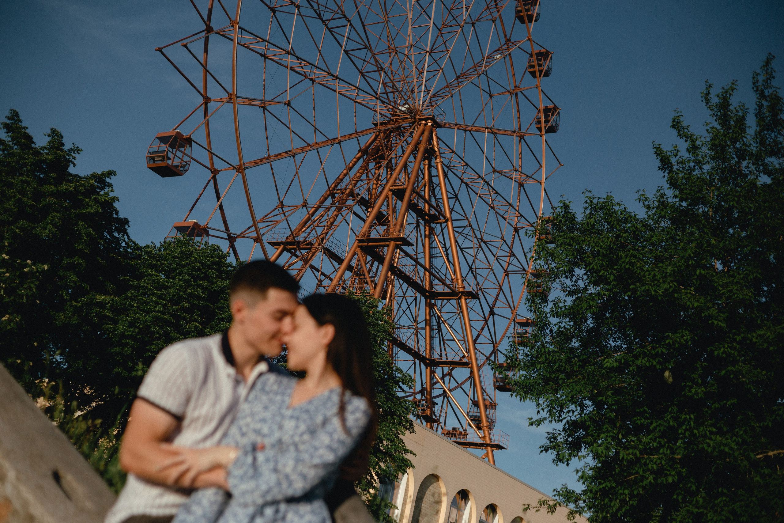Поцелуй сирени. Свадебный и портретный фотограф в Новосибирске Любовь Исакова