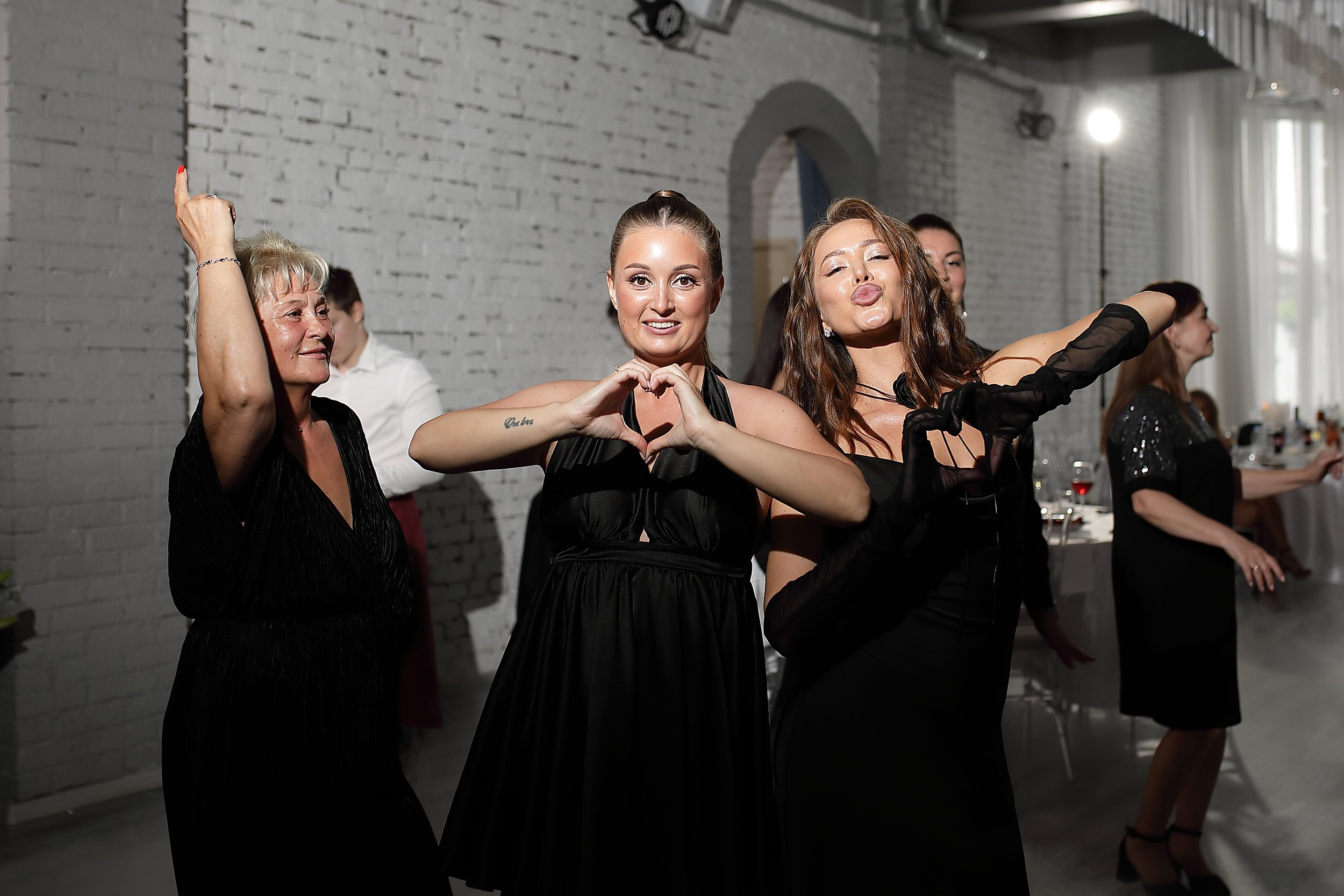 Иван и Дарья. Свадебный и семейный фотограф и видеограф в Екатеринбурге Полянские Тимур и Анастасия