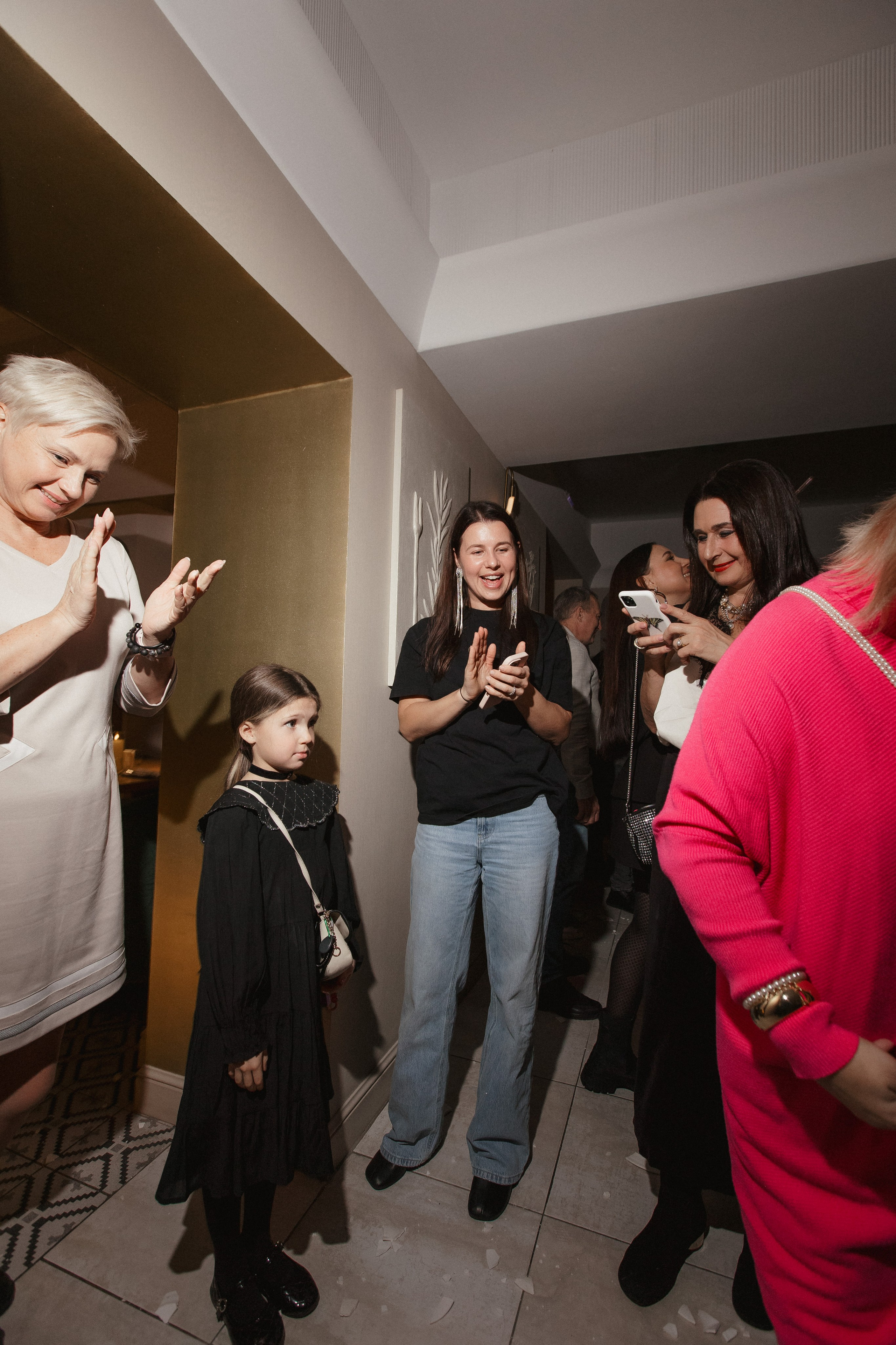 RESNOTA — ГРЕЧЕСКАЯ ВЕЧЕРИНКА. СВОИ. ФОТООТЧЕТЫ-СОБЫТИЯ-МЕСТА