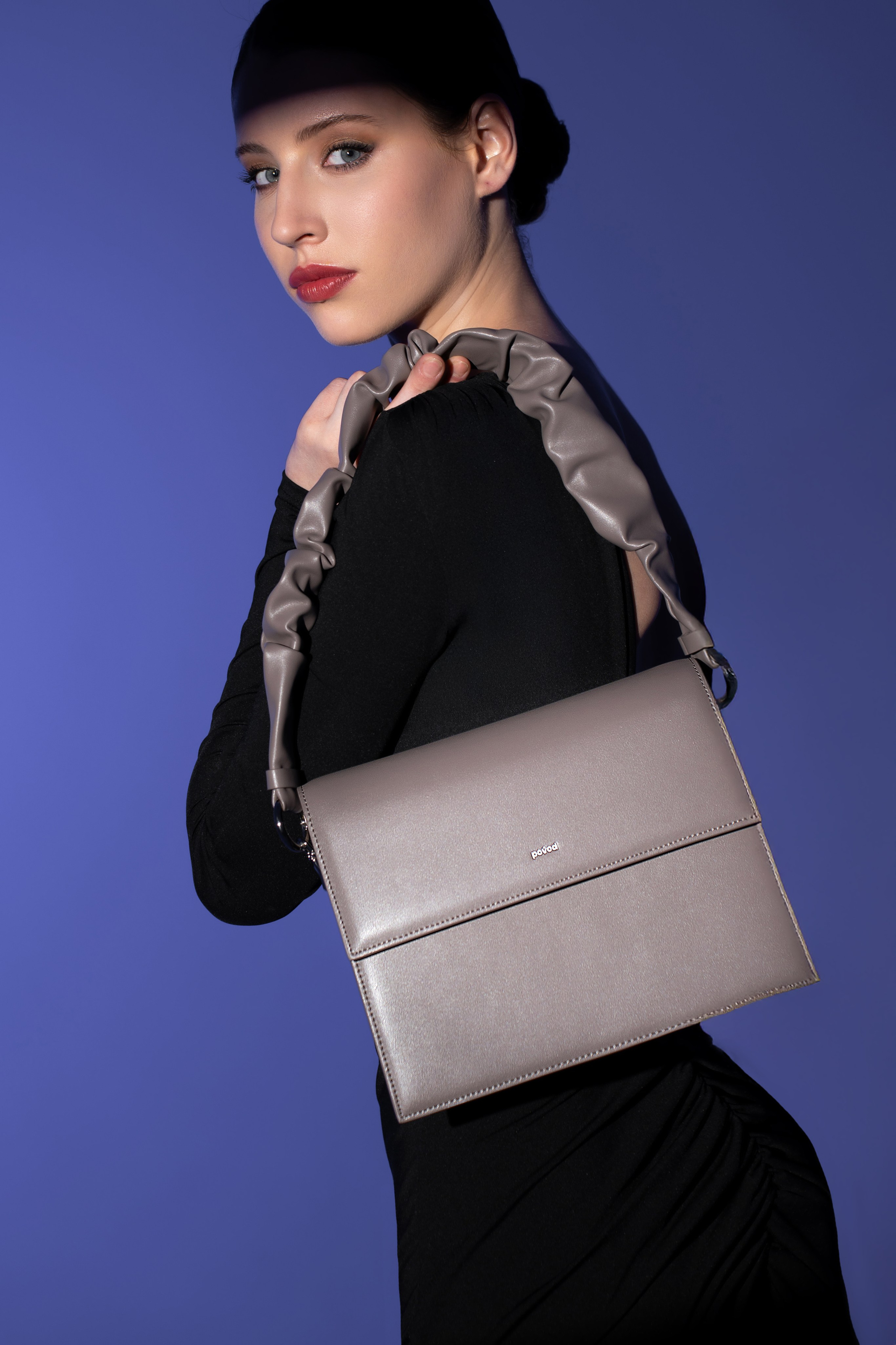 Реклама сумок. Фотосессии в Москве. Фотограф Анна Михайлова